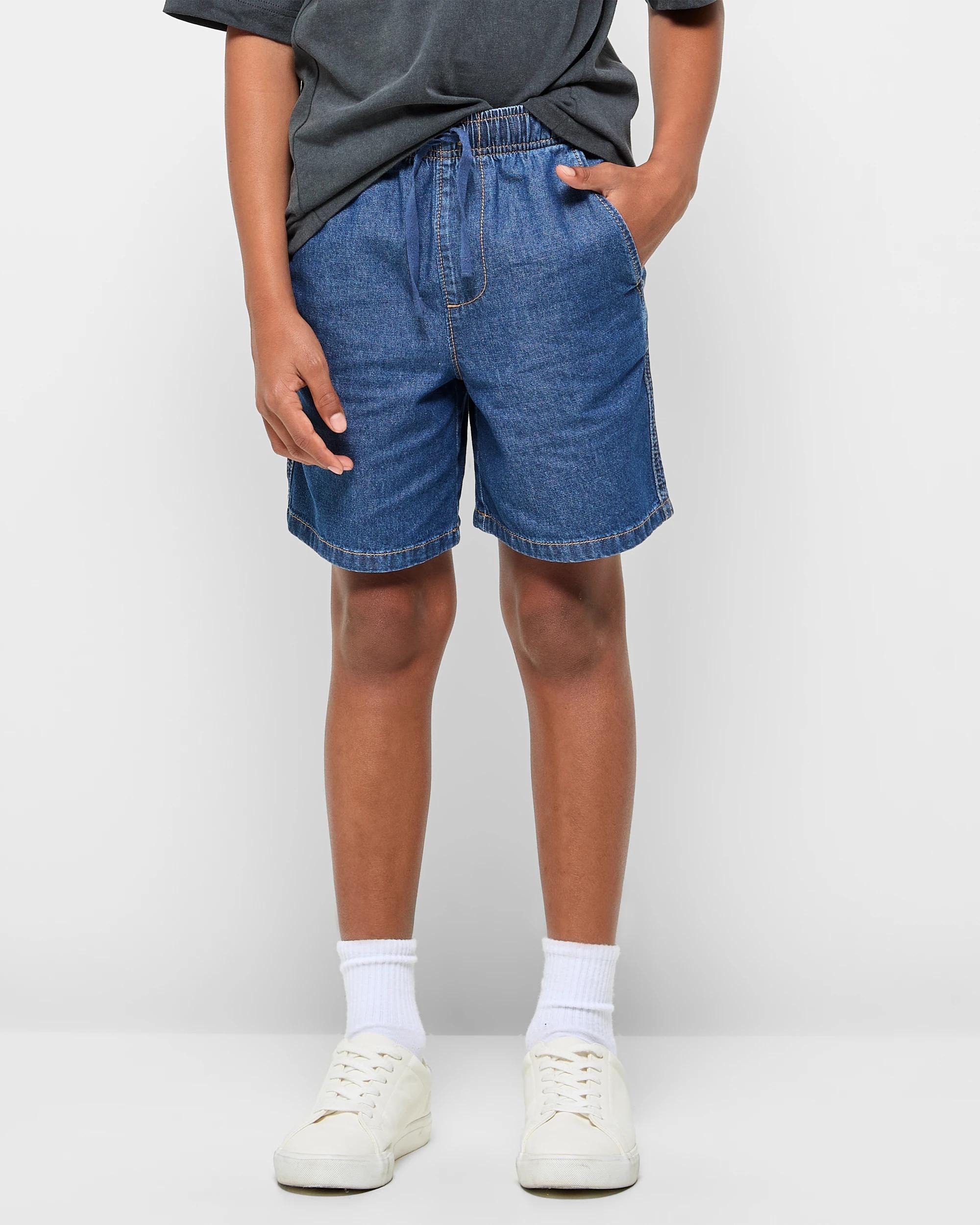 1 Target Chambray Shorts MID WASH, 1 of 5