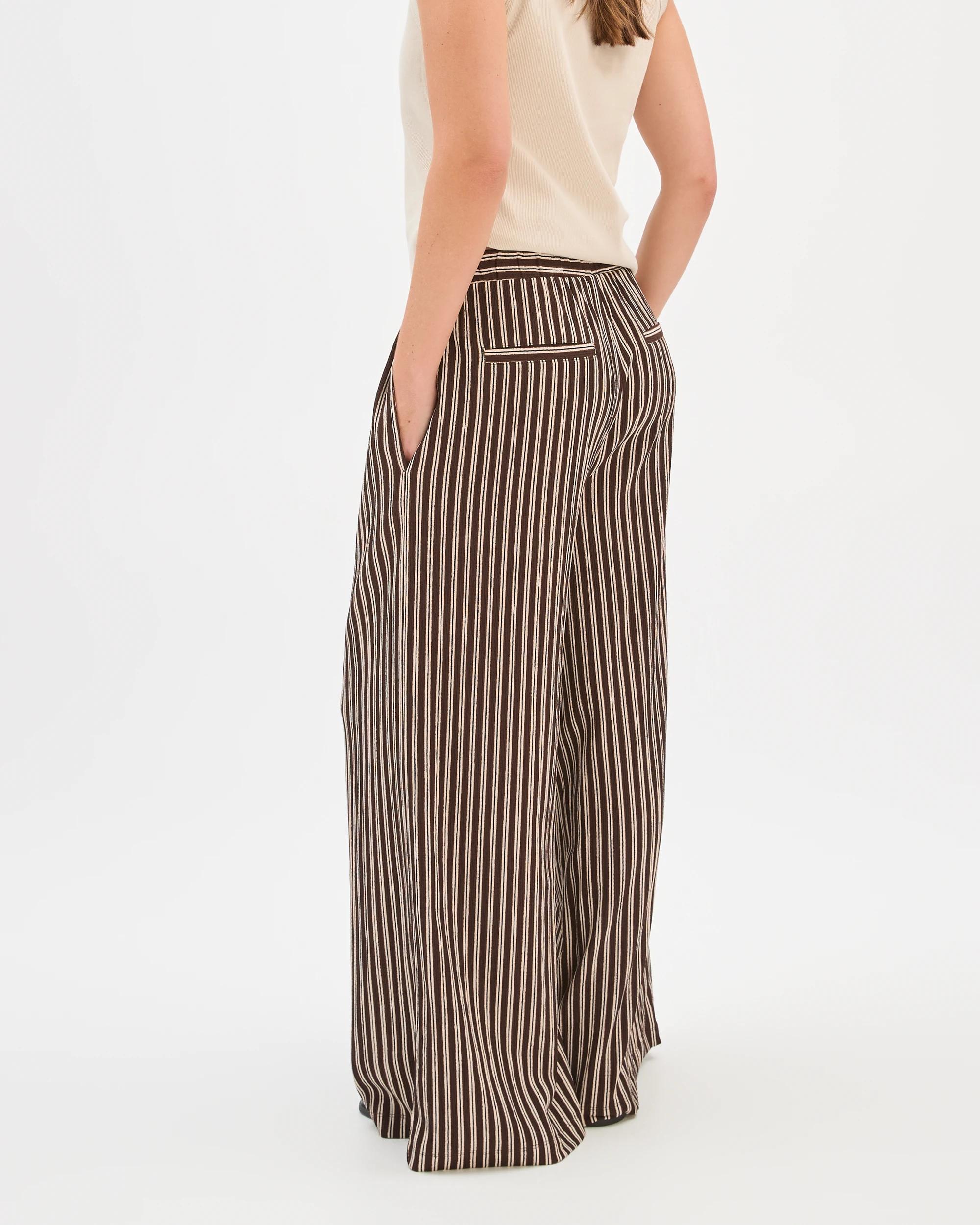 4 Target Woman Pull On Textured Wide Leg Pants COFFEE BEAN/BLACK STRIPE, 4 of 7