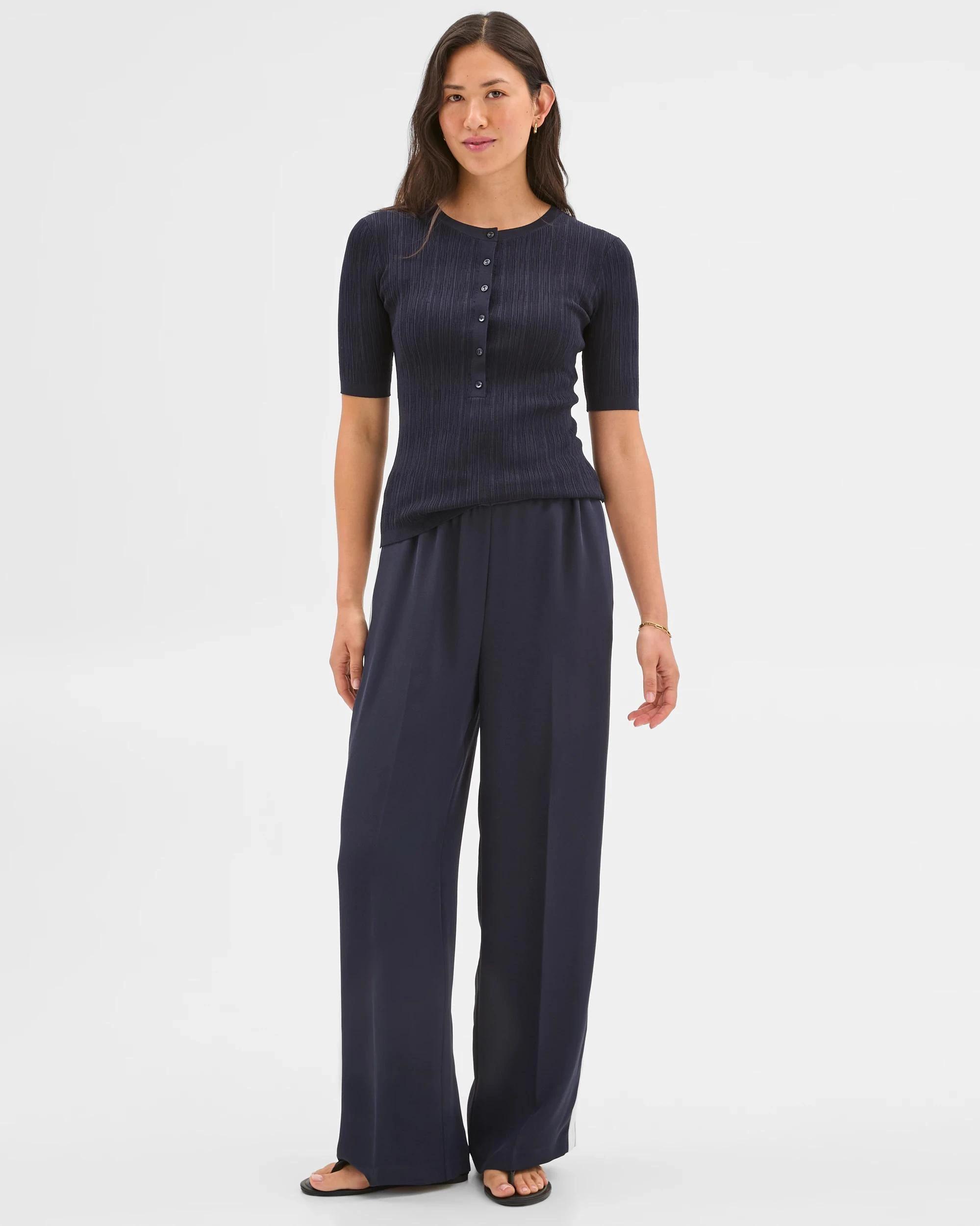 2 Textured Knit Henley Top - Preview NAVY BLUE, 2 of 6