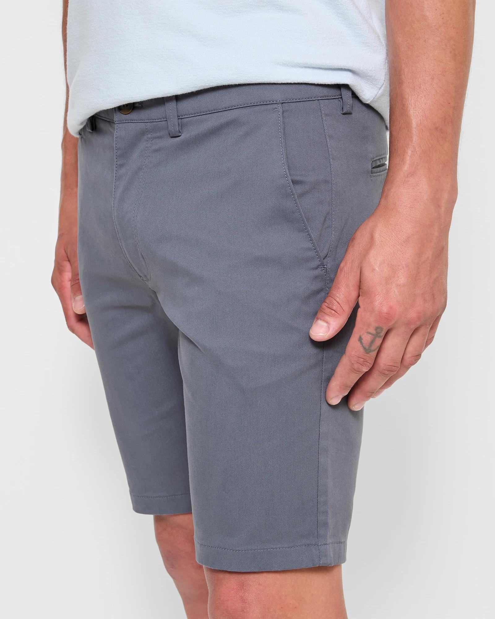 3 Target Man Australian Cotton Slim Chino Shorts TURBULENCE, 3 of 5