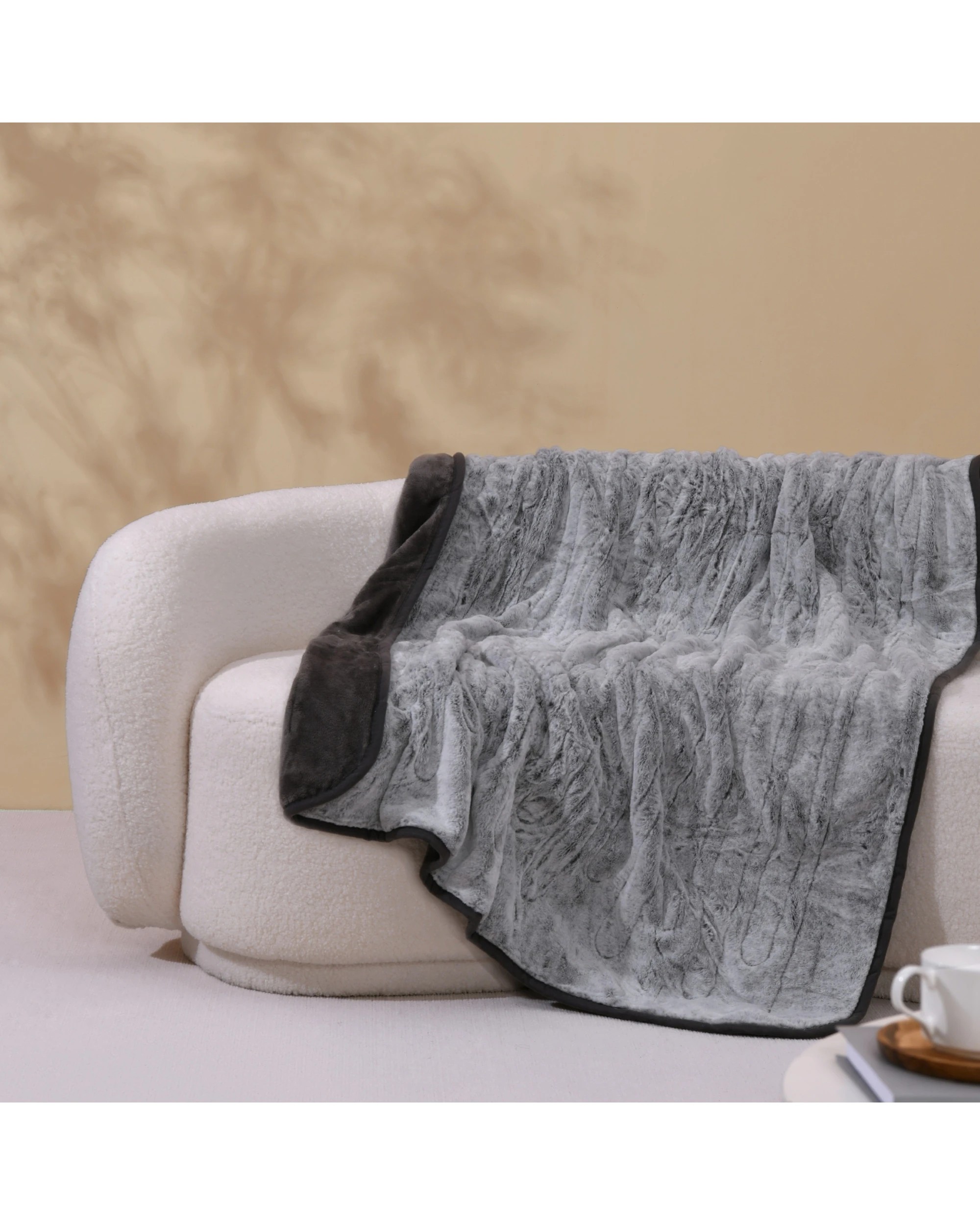 7 Dreamaker Faux Mink Heated Throw 160x120cm - Silver, 7 of 7