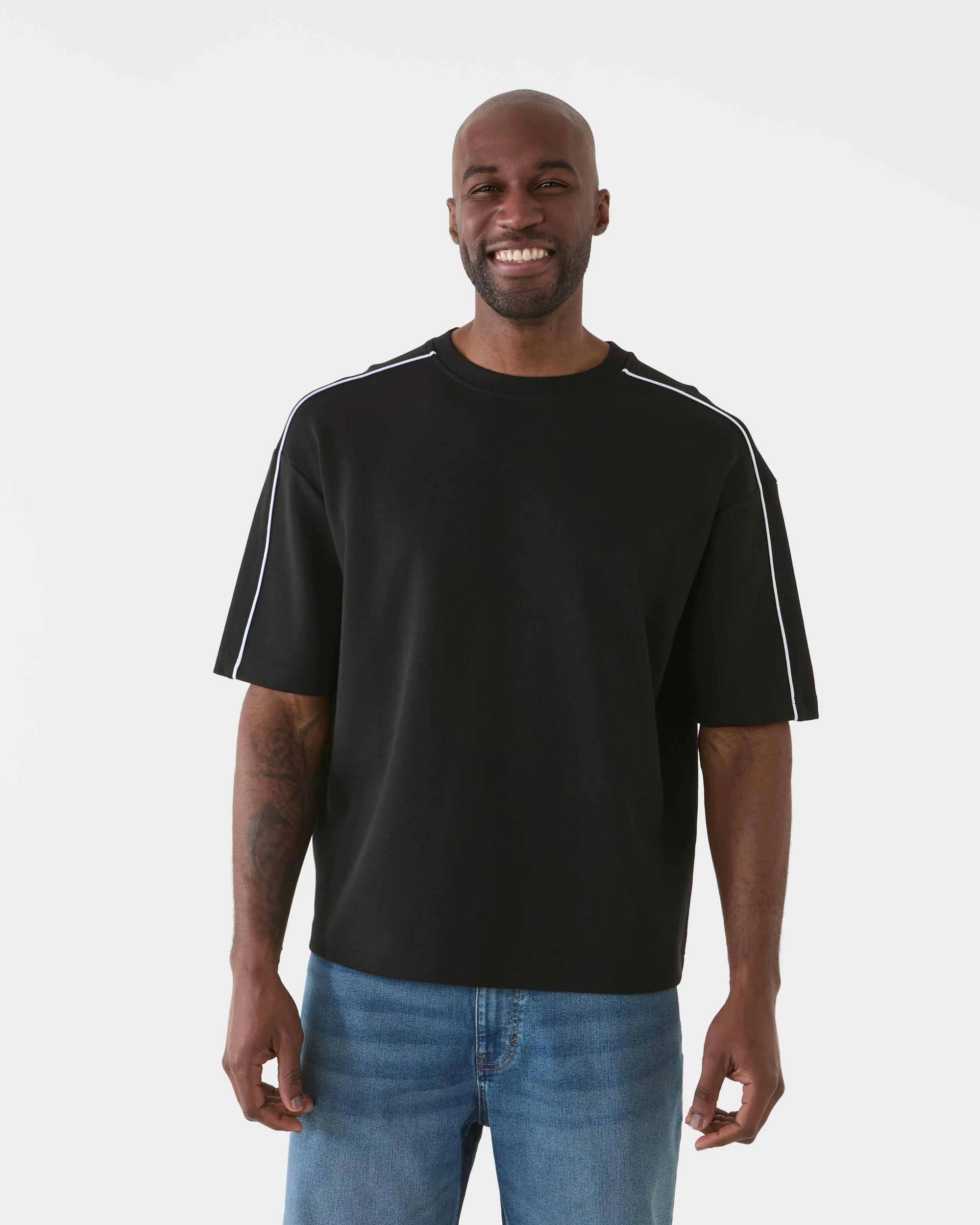 1 Oversized Interlock Piping T-shirt Black, 1 of 6
