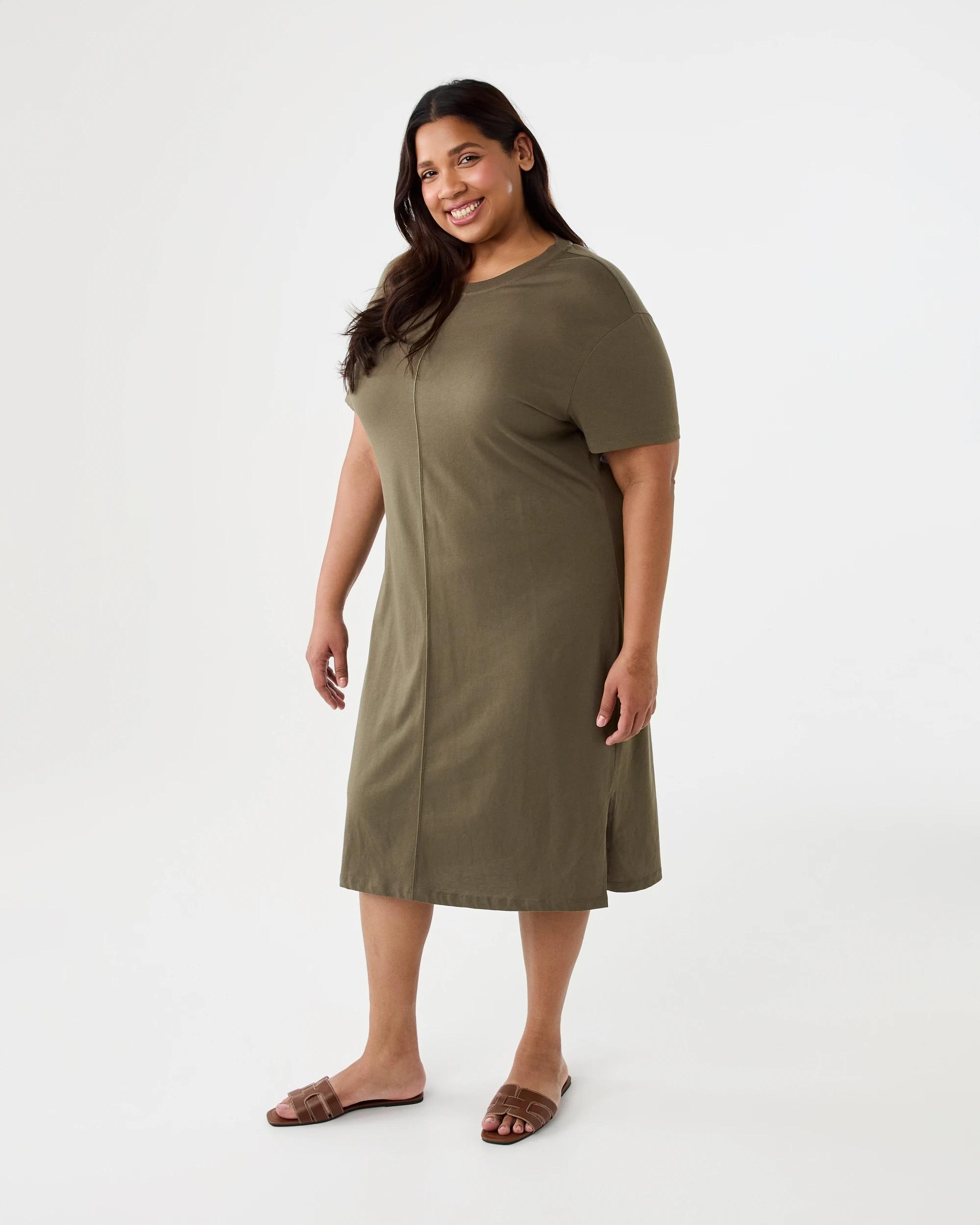 2 Curve Short Sleeve Seamfront Dress Deep Olive, 2 of 5