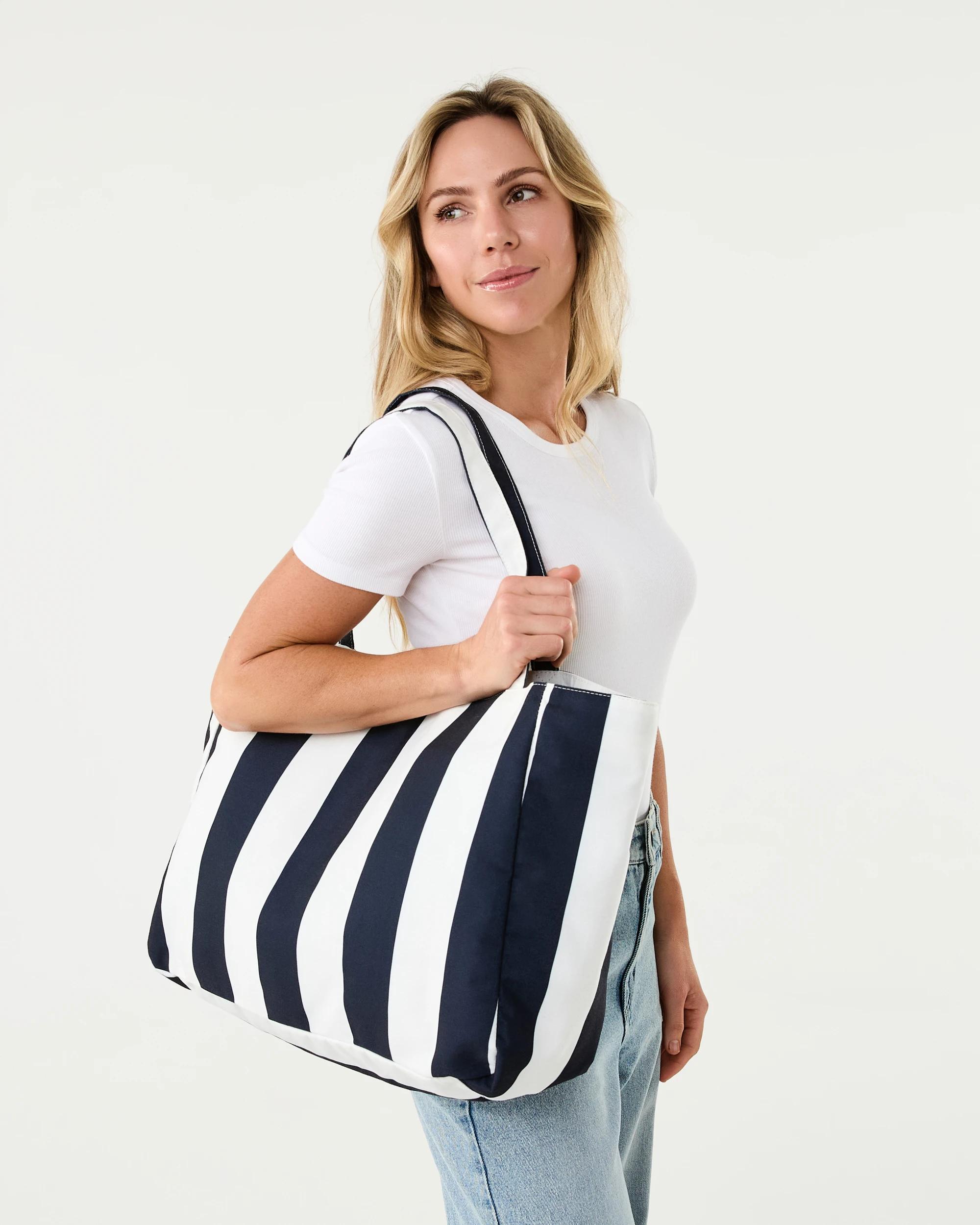 5 Beach Bag Nav Stripe, 5 of 5