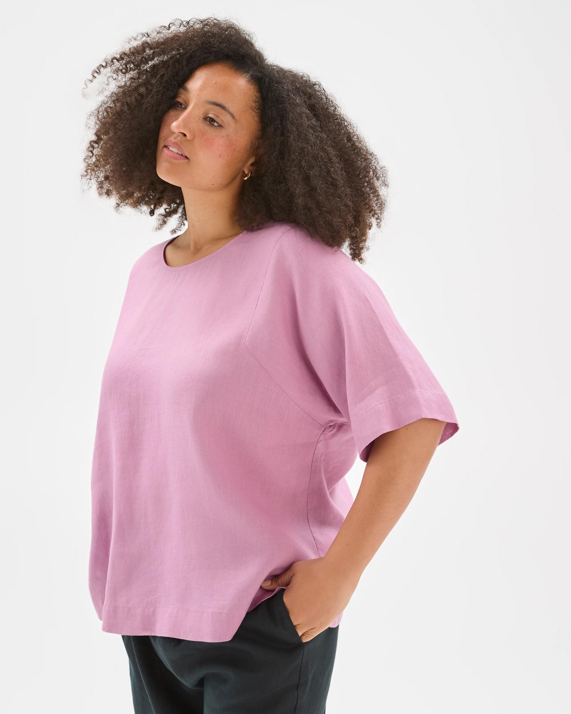 4 Target Curve Plus Size European Linen Seam Detail T-Shirt WHIPPED BERRY, 4 of 7