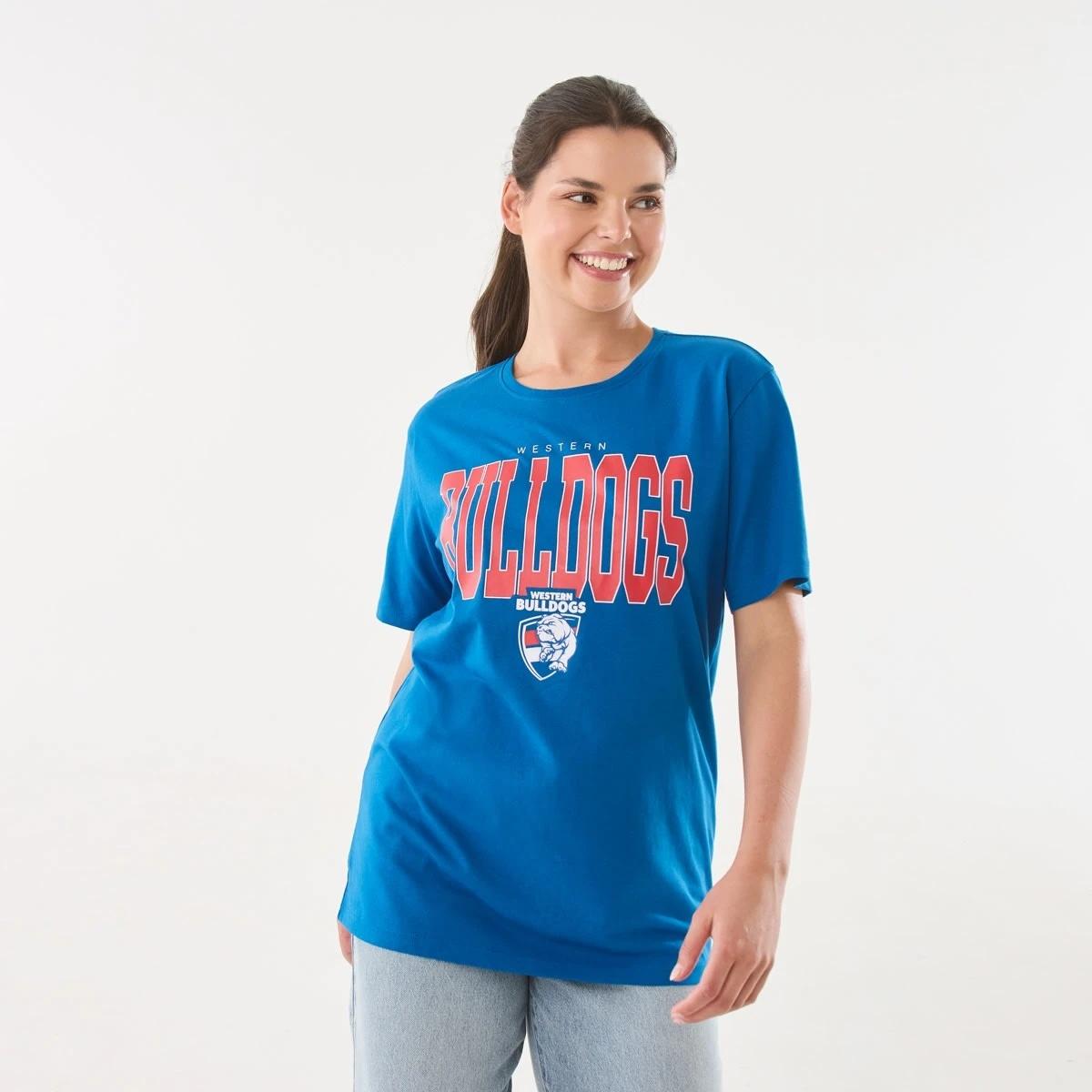 1 Official AFL Adult T-shirt Bulldogs, 1 of 5