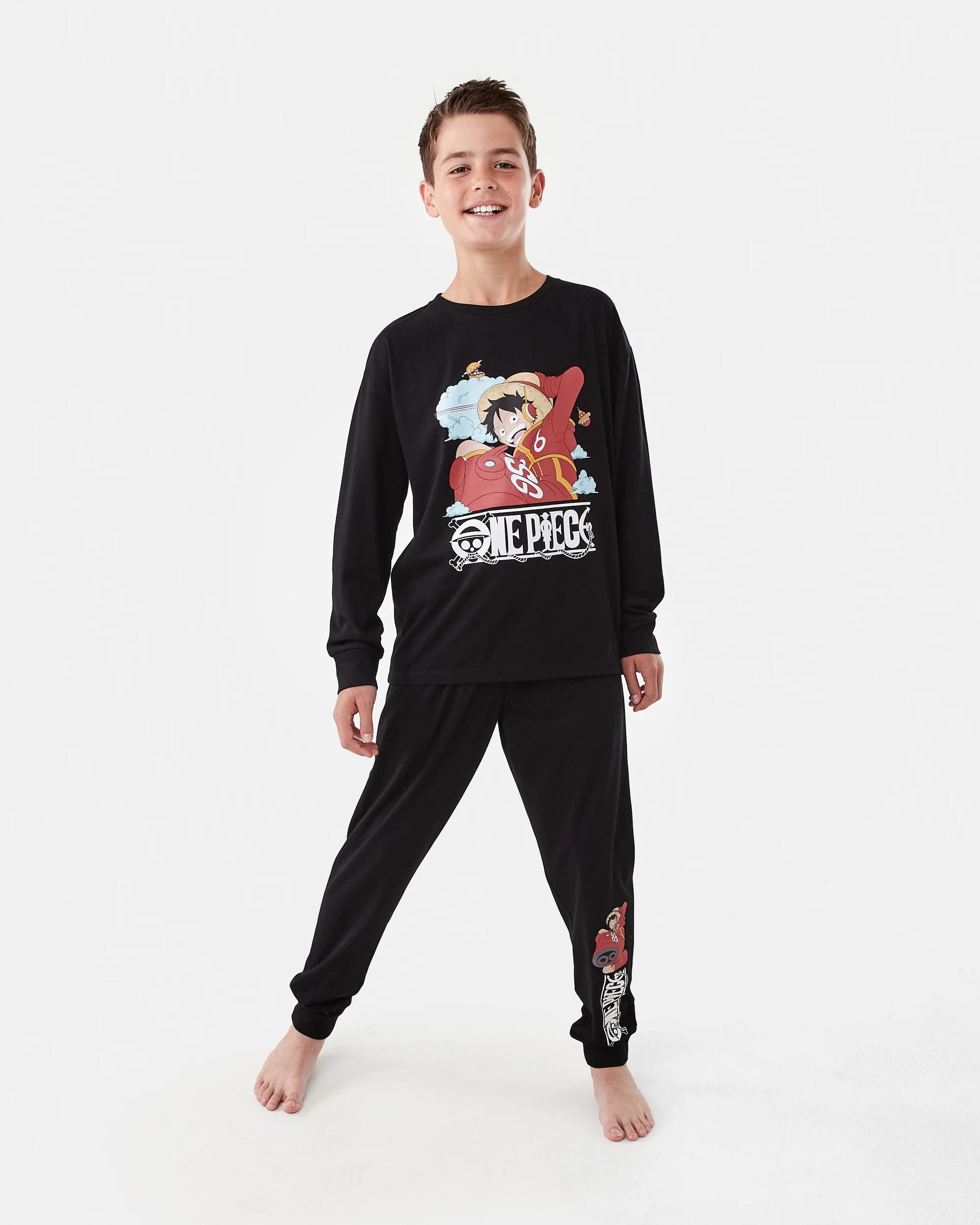 1 One Piece License Pyjama Set One Piece, 1 of 6