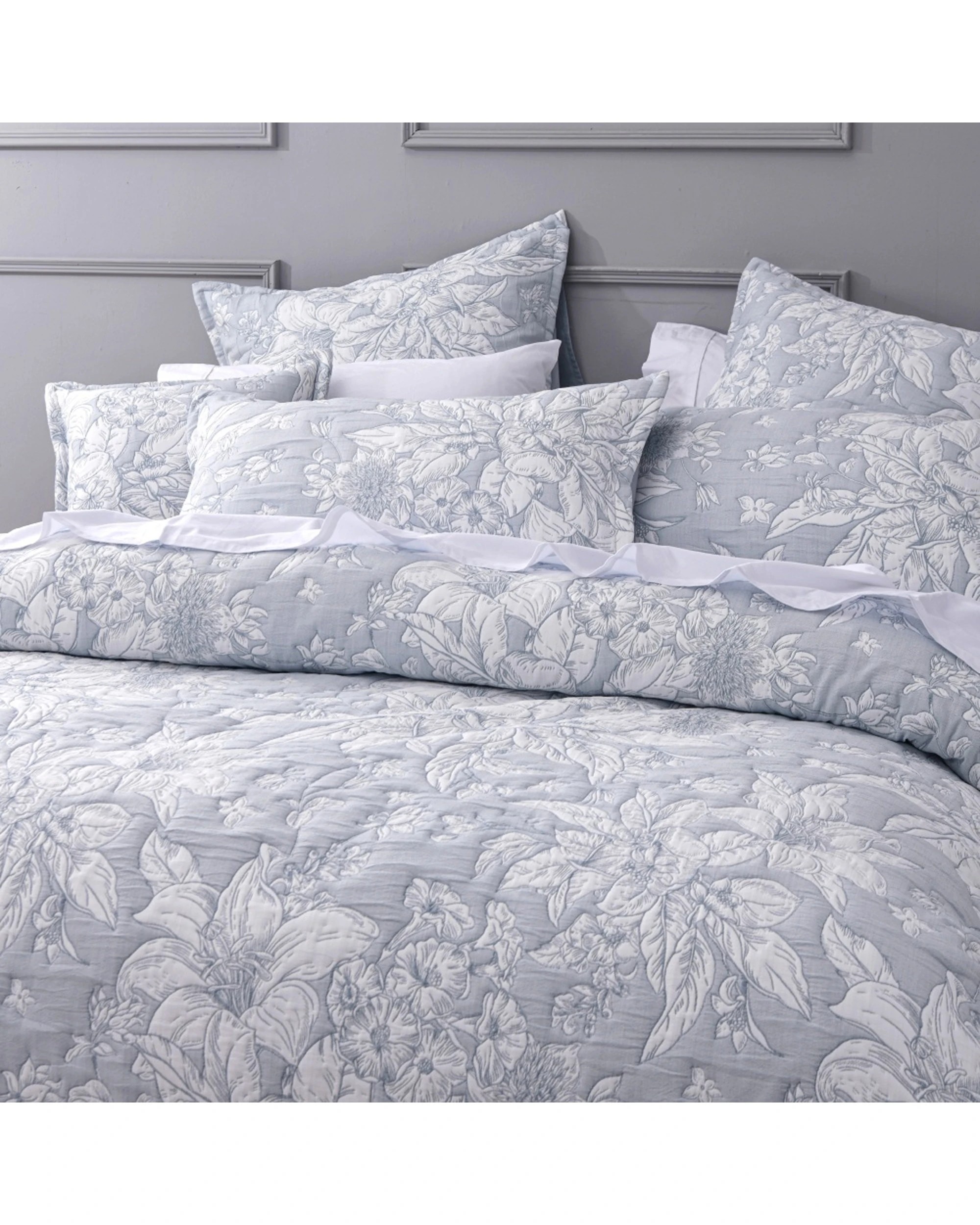 2 Bianca Whispering Lily Polyester Jacquard Quilt Cover Set Tailored - Queen Bed - Pattern, 2 of 4