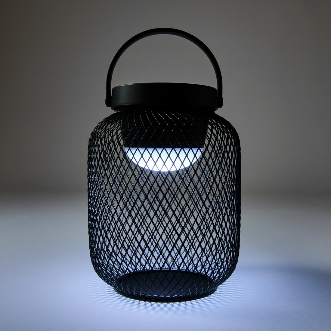 4 Outdoor Mesh Lantern Speaker, 4 of 10