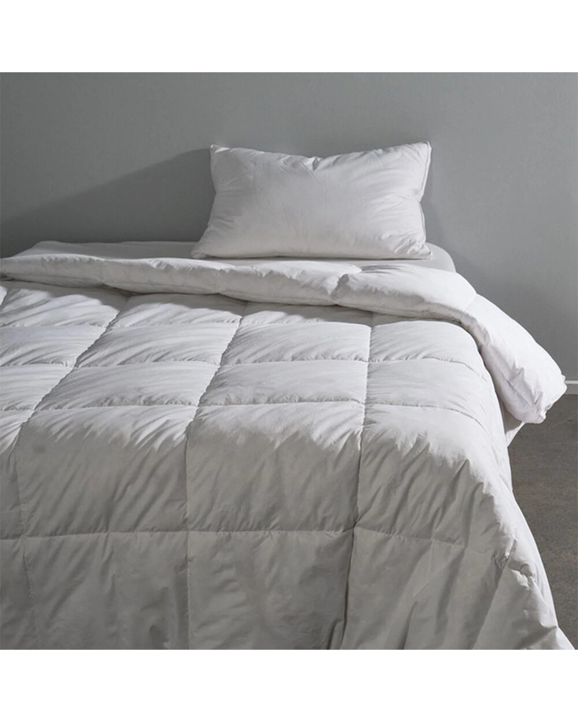 1 Canningvale Oca Goose Feather And Down Bed Quilt - Queen Bed - White, 1 of 3