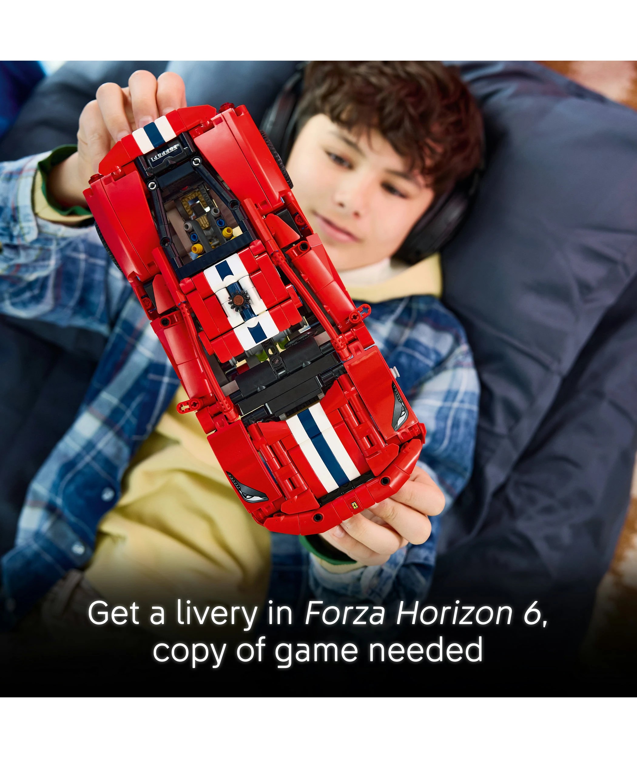 6 LEGO Technic Ferrari 488 Pista Car 42235, 6 of 10