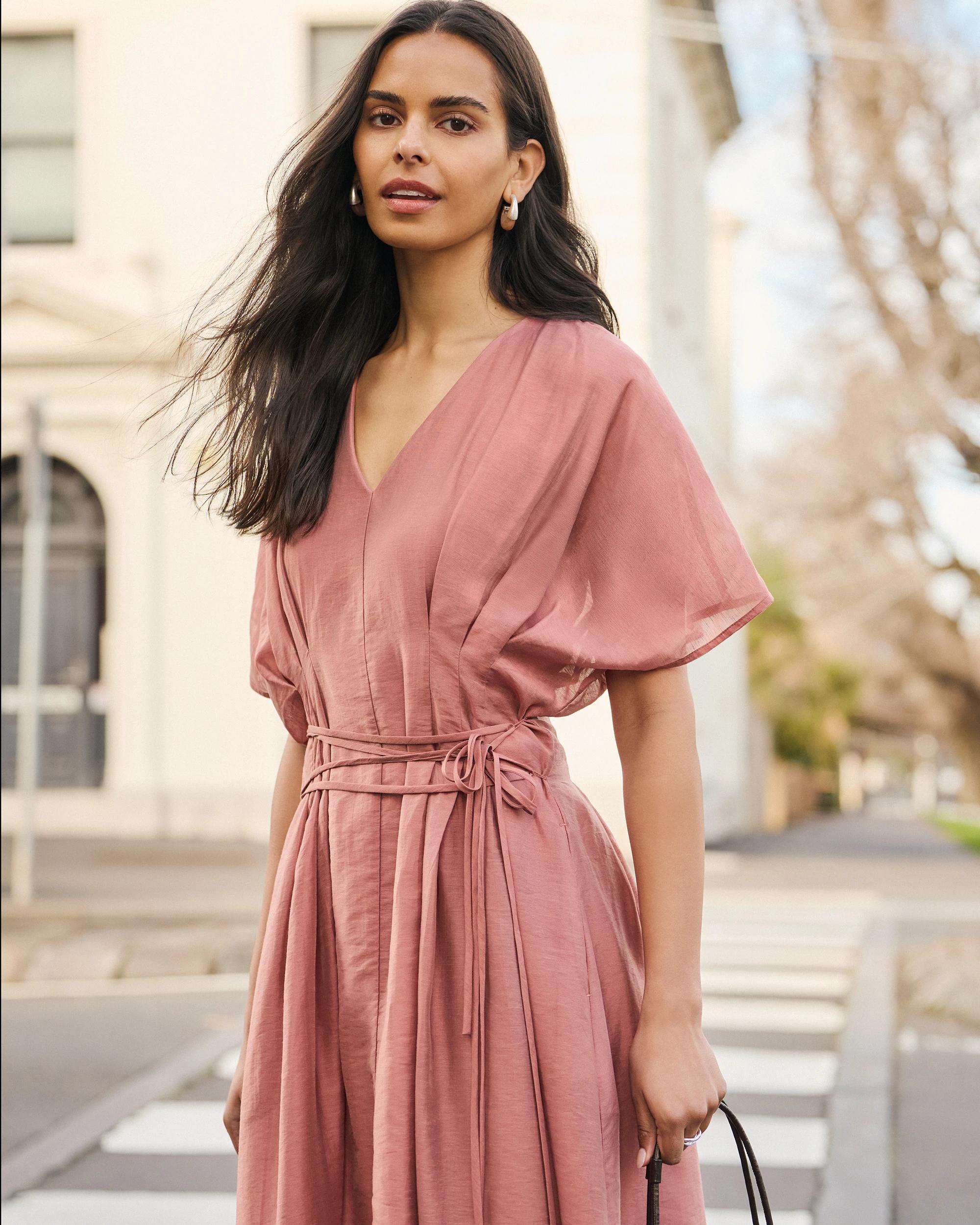 10 Preview Short Sleeve Tuck Detail Midi Dress ROSE SMOKE, 10 of 10