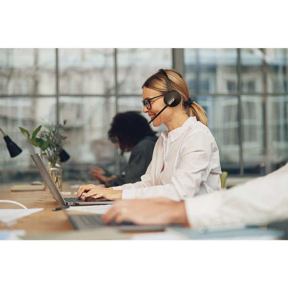 3 Yealink WH64 DECT Technology Mono BT Headset Black, 3 of 3