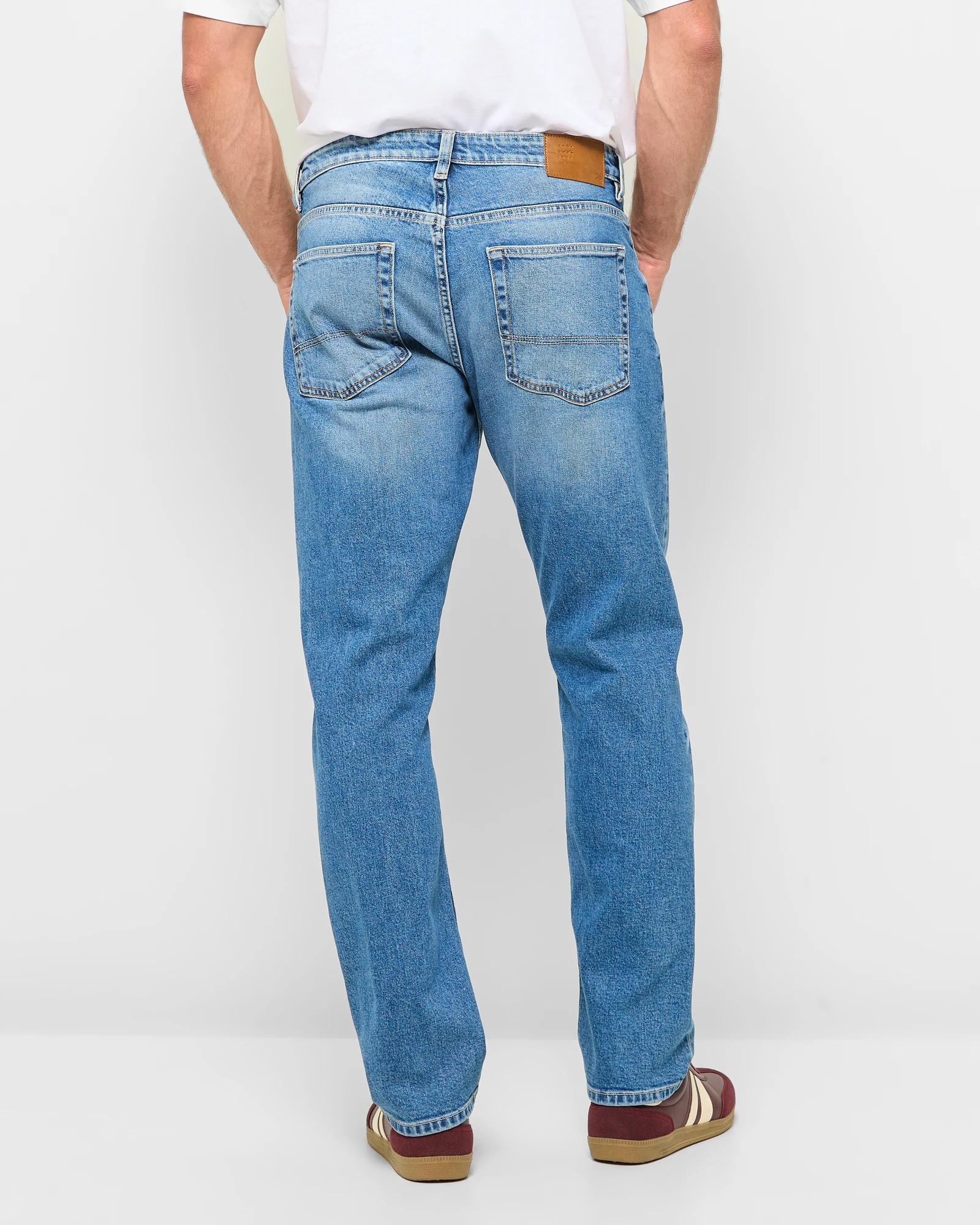 4 Target Straight Fit Denim Jeans BLUE FADE, 4 of 5