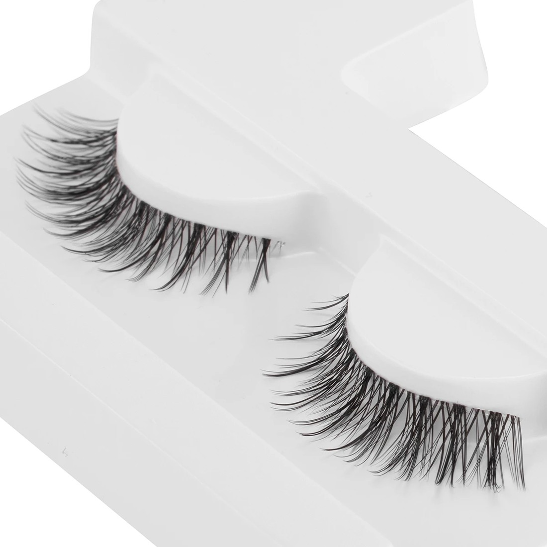 4 OXX Cosmetics Volume False Lashes - No. 512, 4 of 5