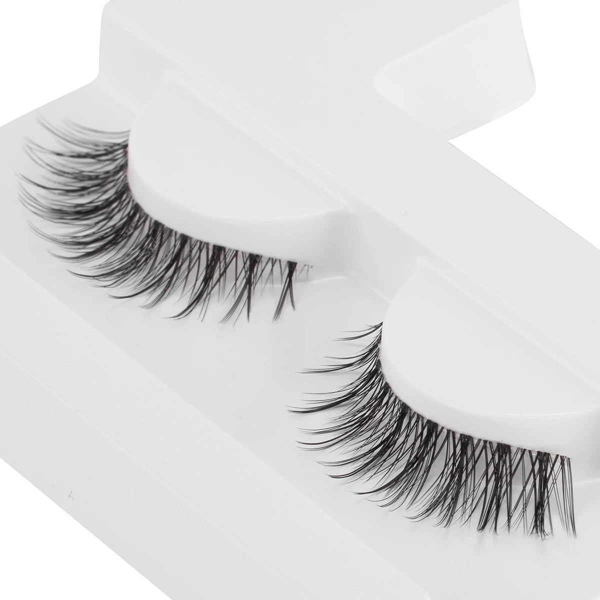 4 OXX Cosmetics Volume False Lashes - No. 512, 4 of 5