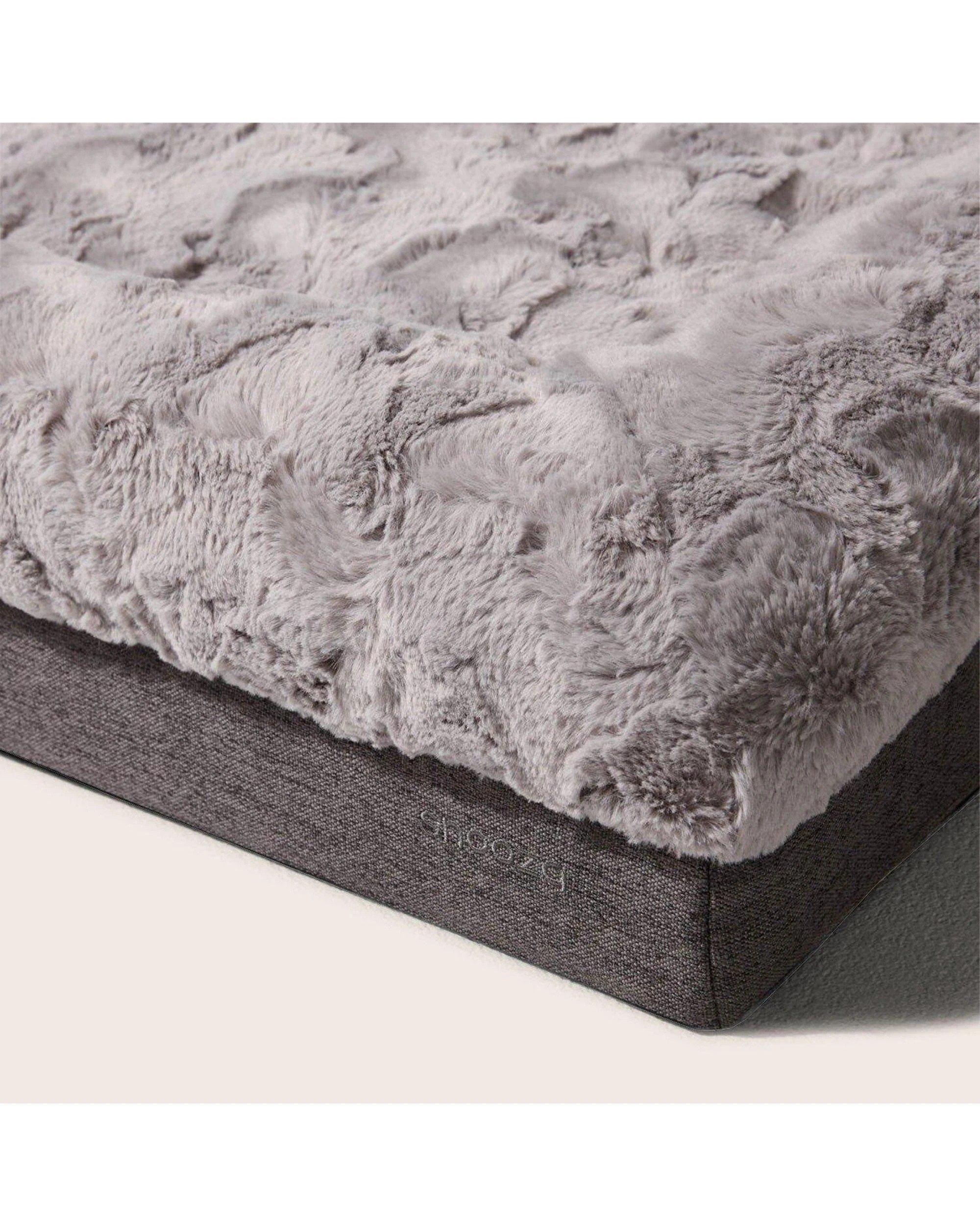 2 Snooza Ultra Comfort Lounge Plush Faux Fur Cosy Pet Dog Bed Medium, 2 of 7