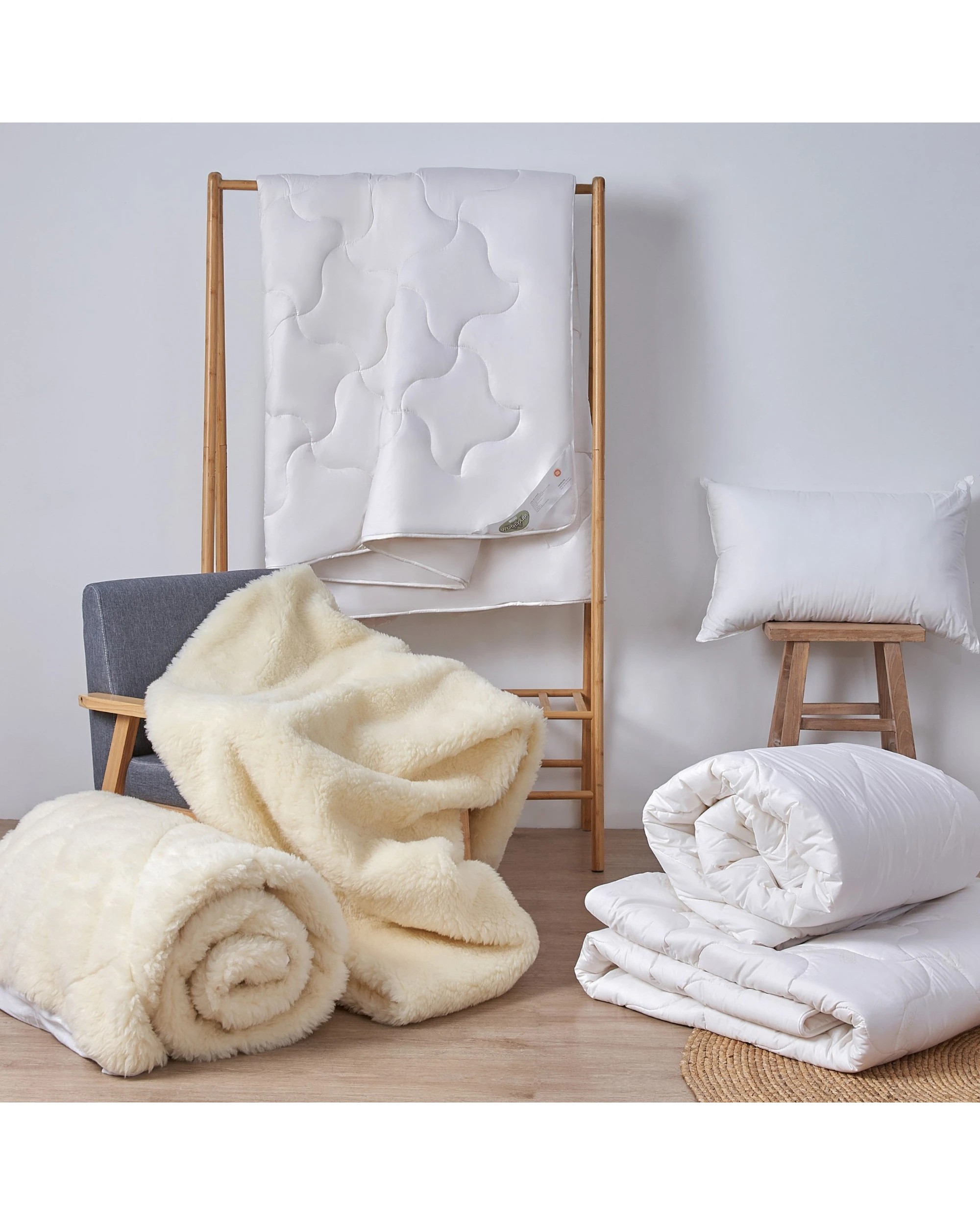 8 Wooltara Imperial Luxury 2 Layer Reversible Washable Australian Wool Underblanket - Single Bed - White, 8 of 9