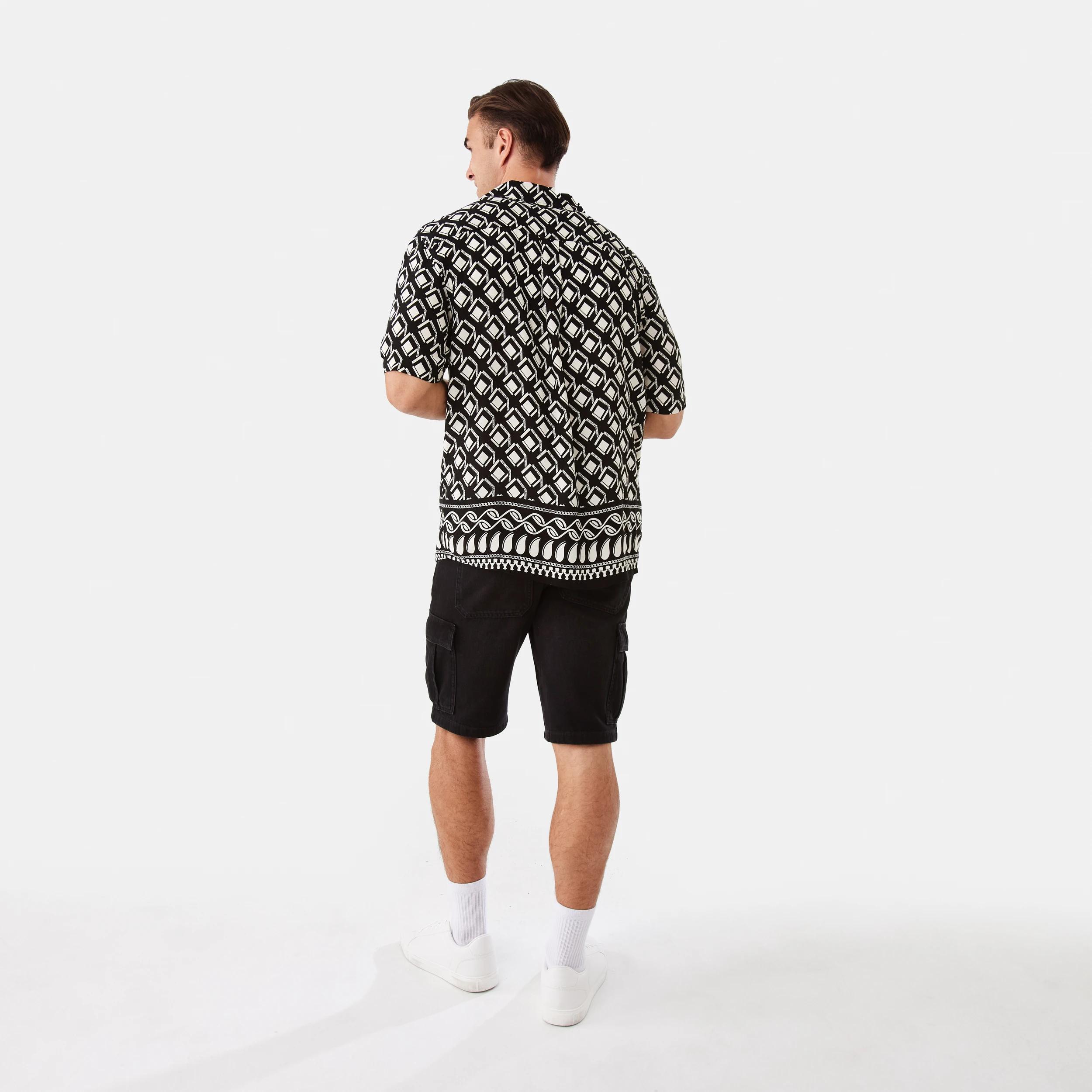 4 Short Sleeve Resort Print Shirt Hexag Geo, 4 of 10