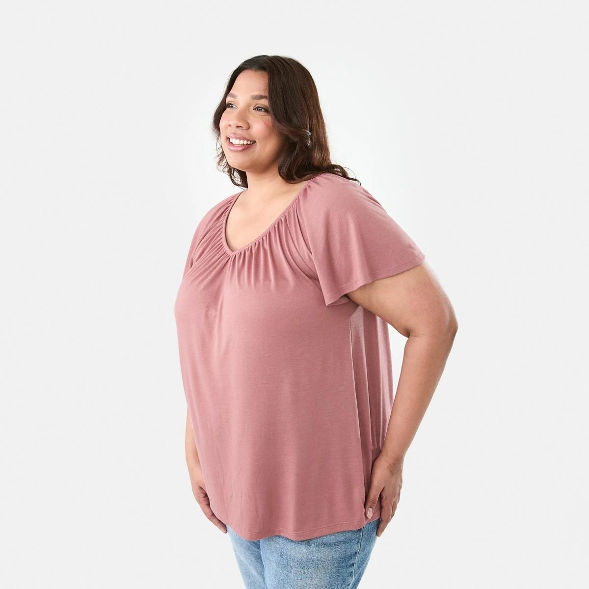 2 Curve Short Flutter Sleeve T-shirt Soft Red, 2 of 5