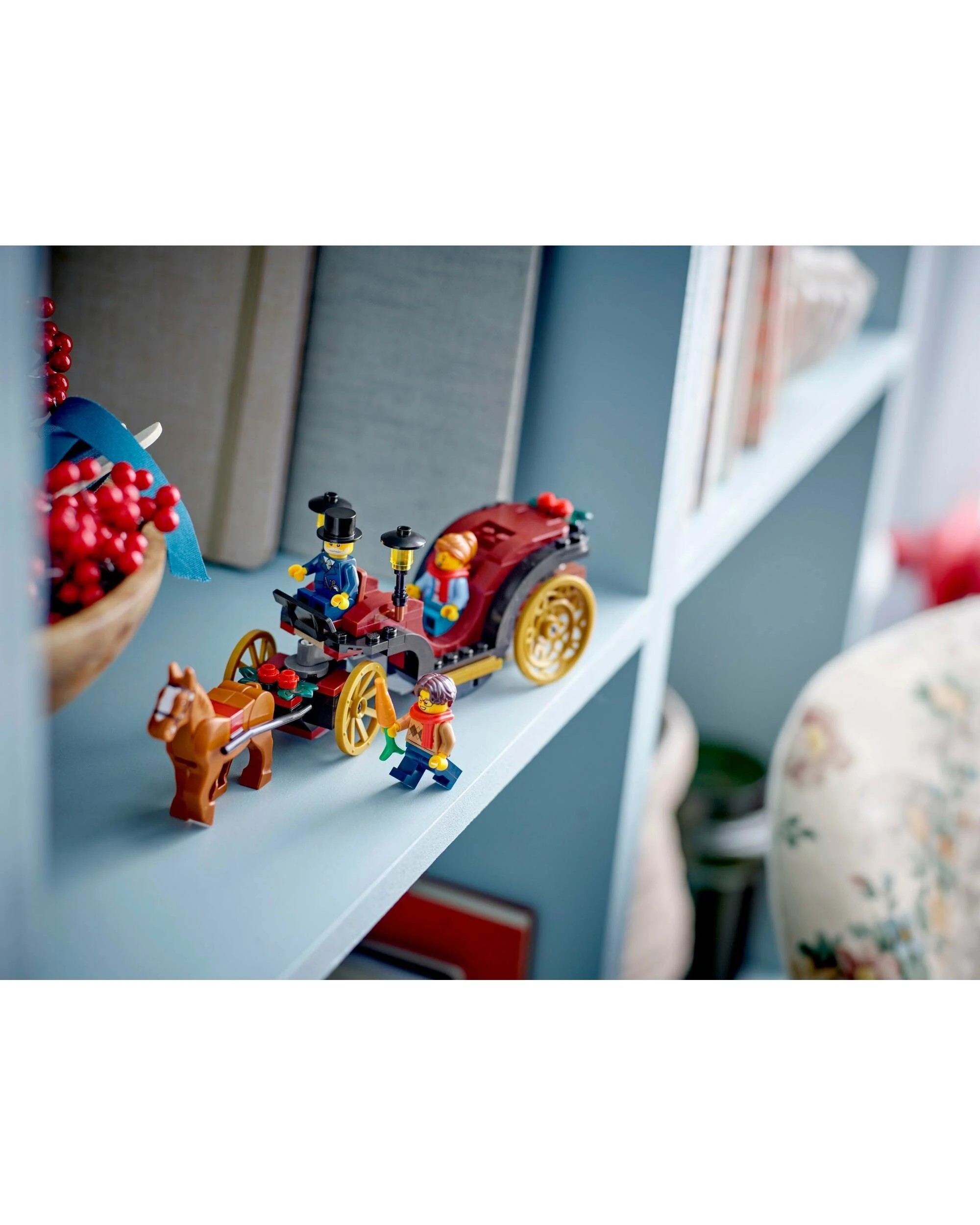 4 LEGO 40603 Christmas Wintertime Carriage Ride, 4 of 4