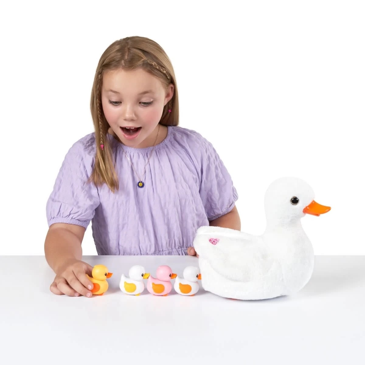 8 Zuru Pets Alive: Mama Duck and Baby Surprise! - Assorted, 8 of 10