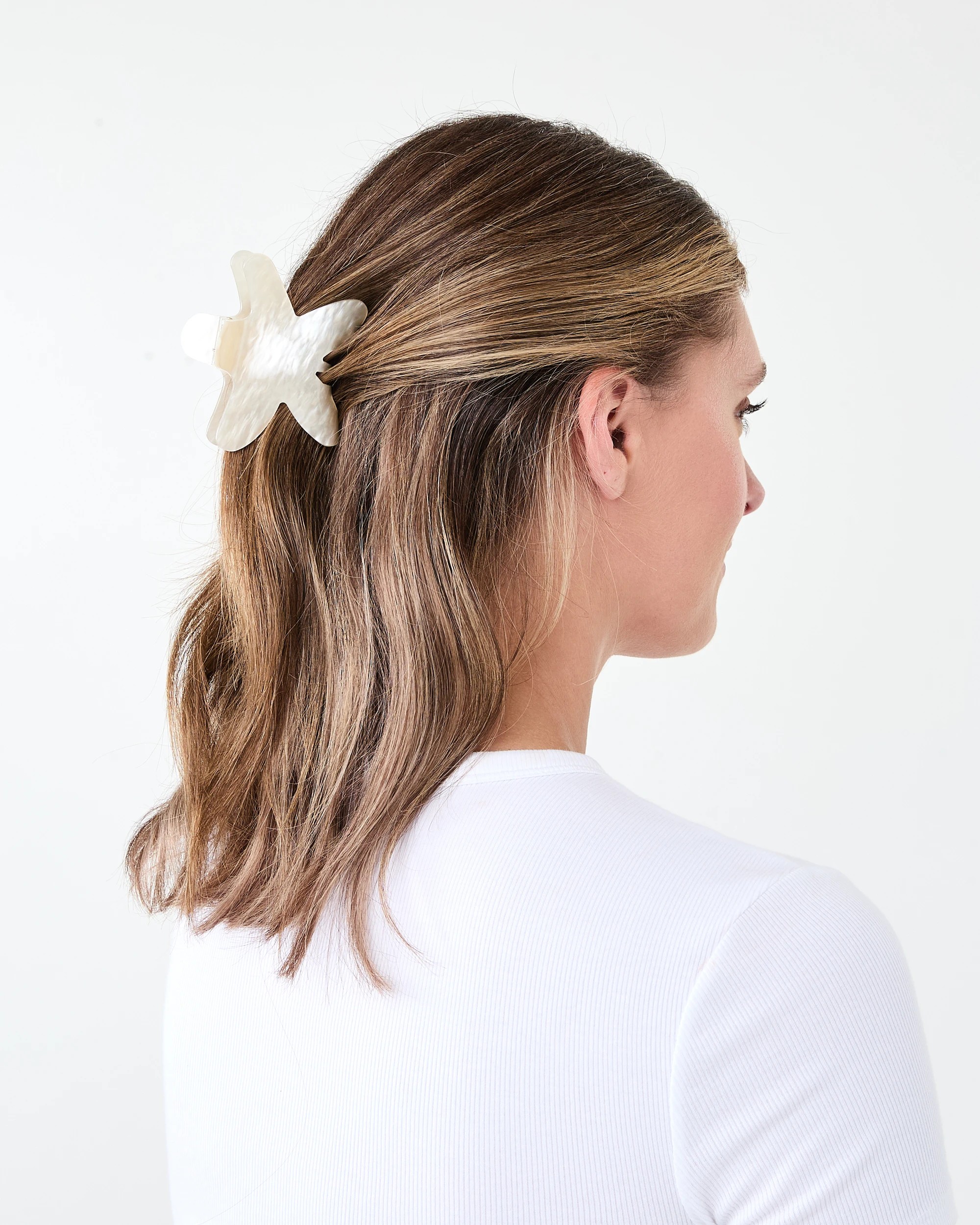 4 White Starfish Claw Hair Clip, 4 of 5