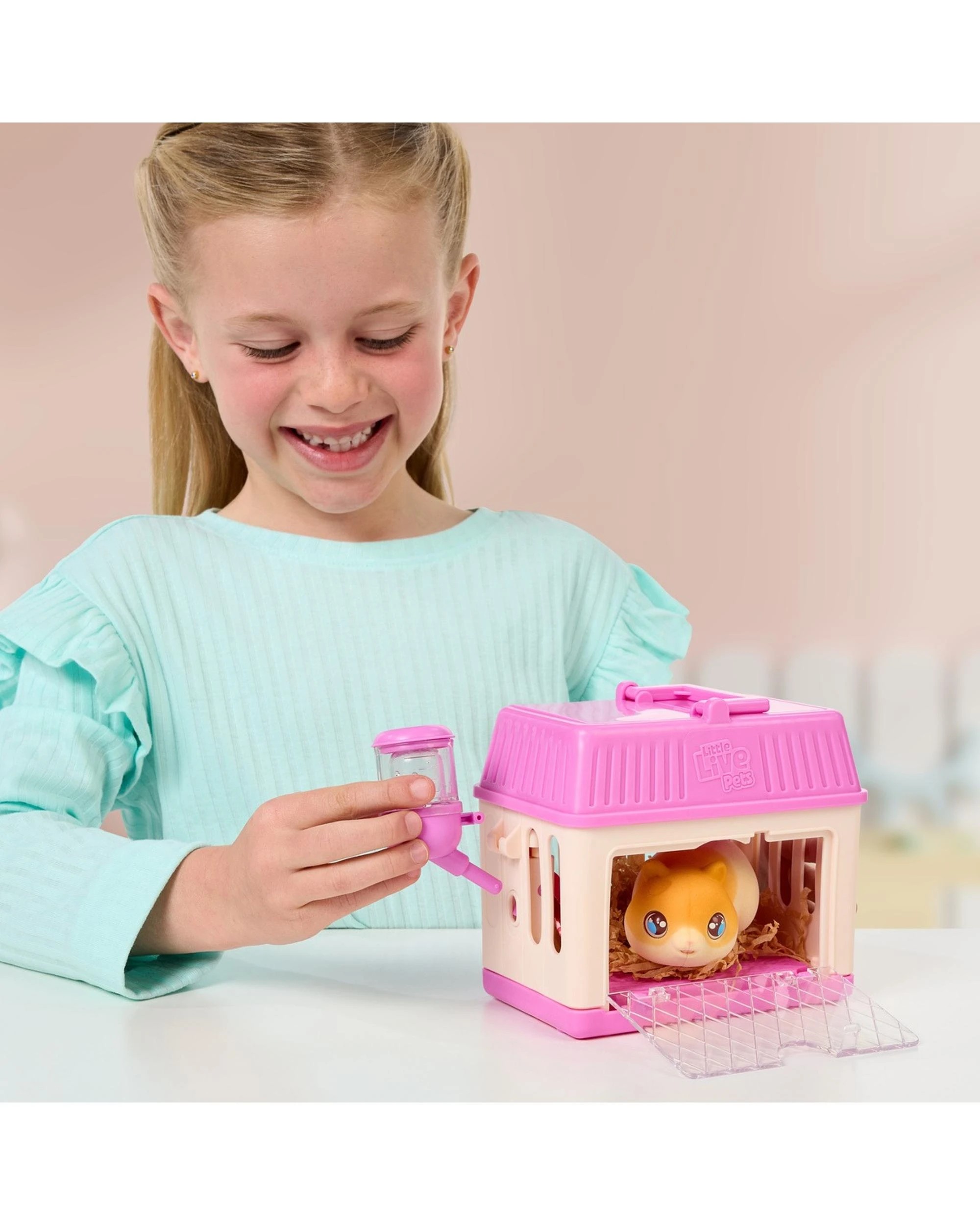 7 Little Live Pets Mama Surprise Minis Hamster S4 Playset, 7 of 9