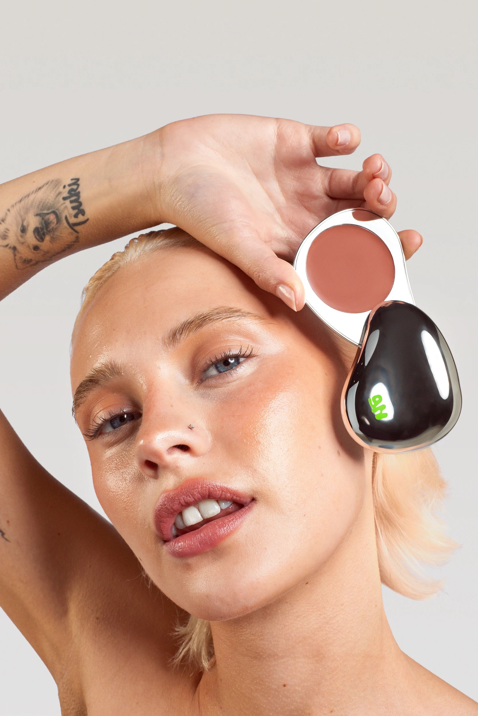 2 Glow Hub The Gold Skin Glaze Glow Balm - Brunch, 2 of 5
