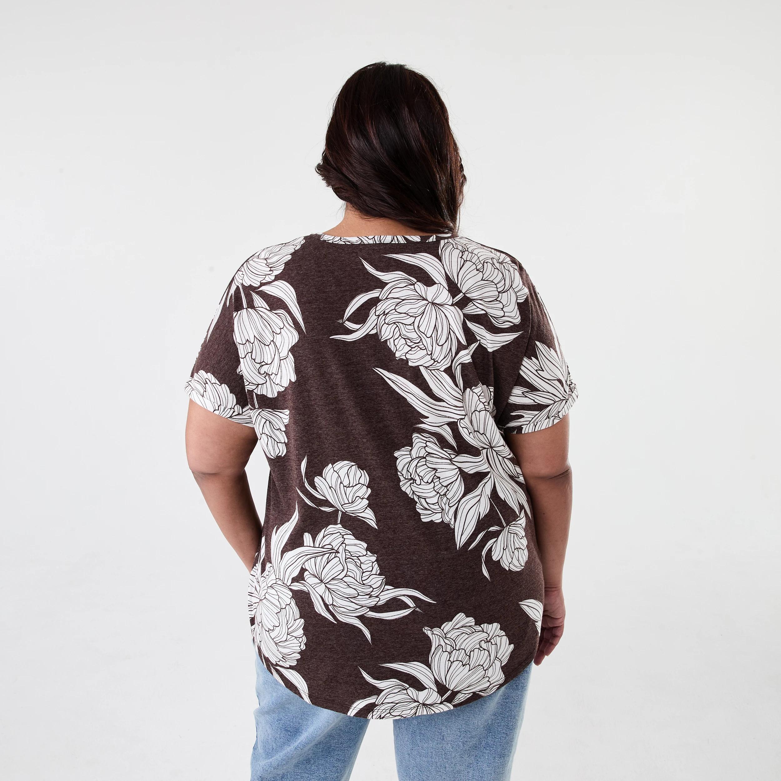 3 Curve Short Sleeve Print V-neck T-shirt Choc Flrl, 3 of 6