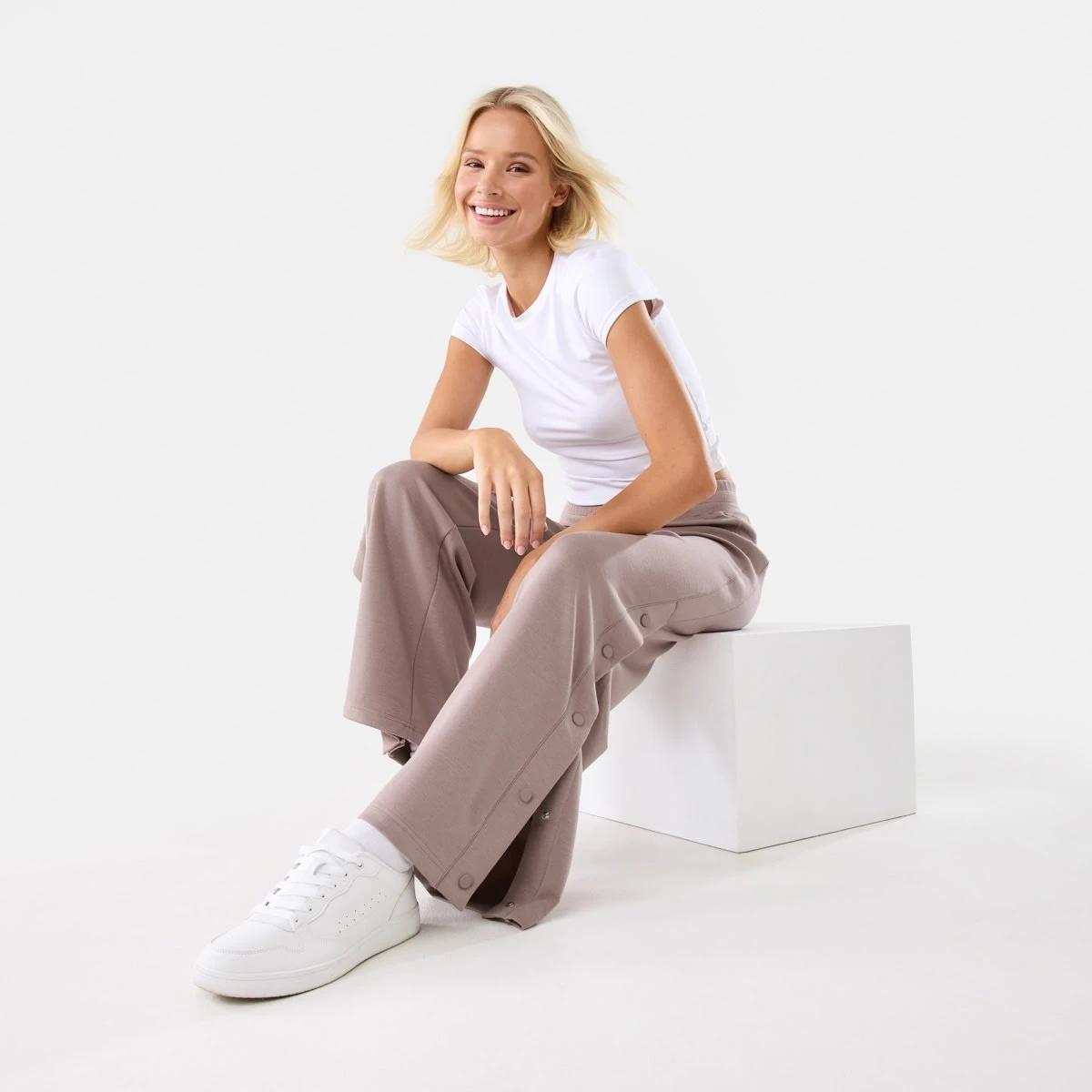9 Active Womens Snap Trackpants Taupe Tawn, 9 of 10