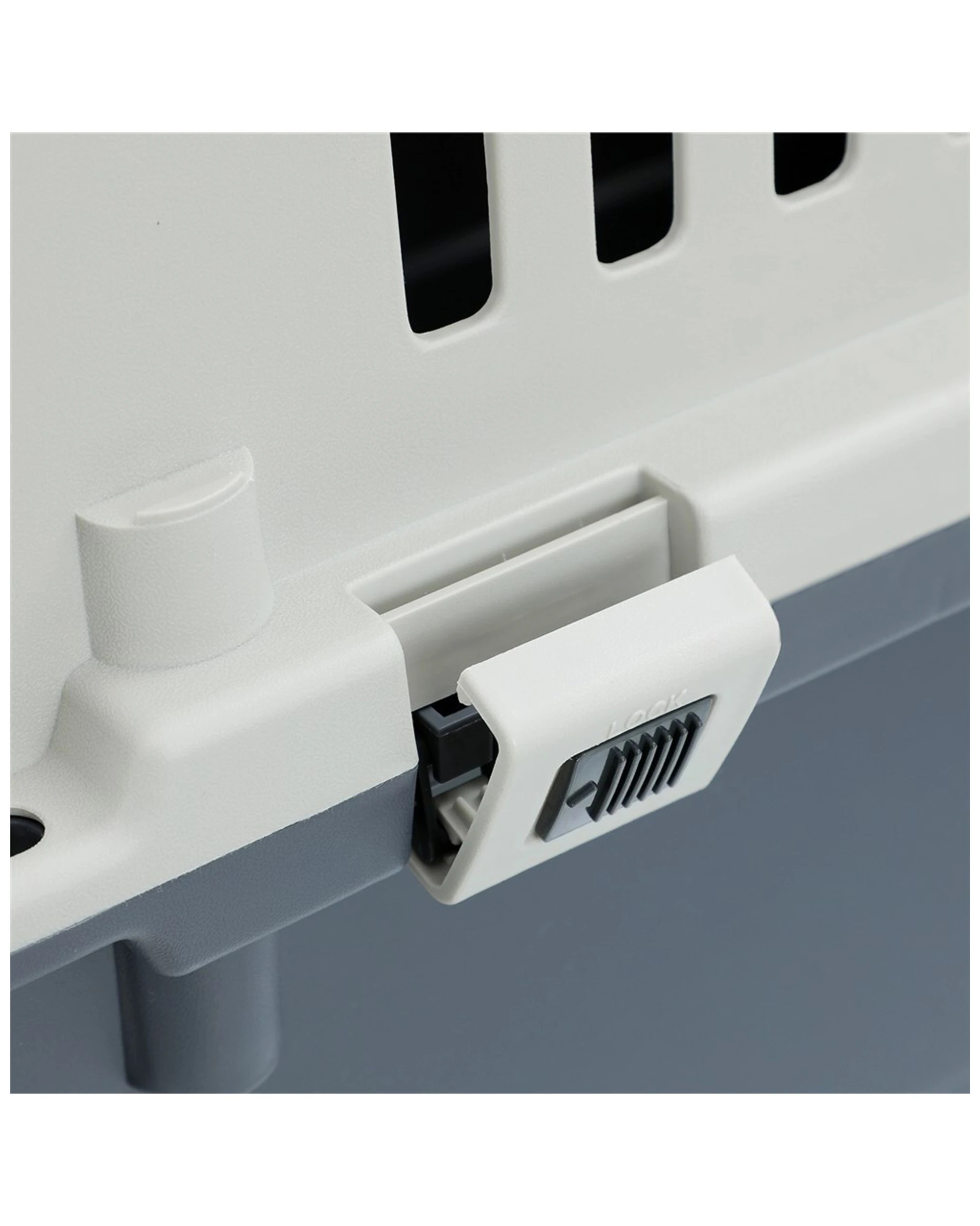 1 Paws And Claws 60.5cm Dual Swing Door Travel Pet Carrier Small - White, 1 of 3