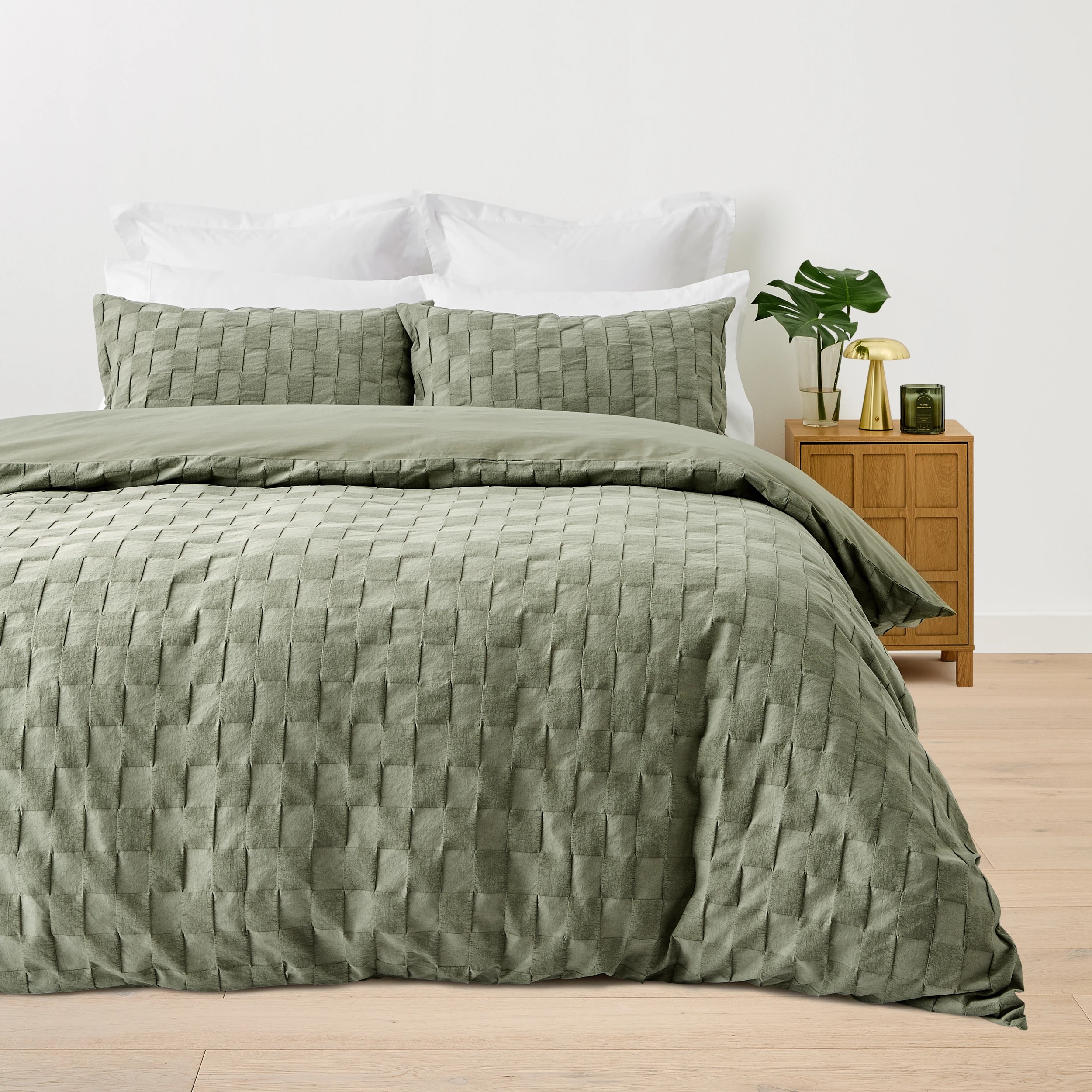 1 Check Stonewashed Cotton Quilt Cover Set - Queen Bed, Green, 1 of 8