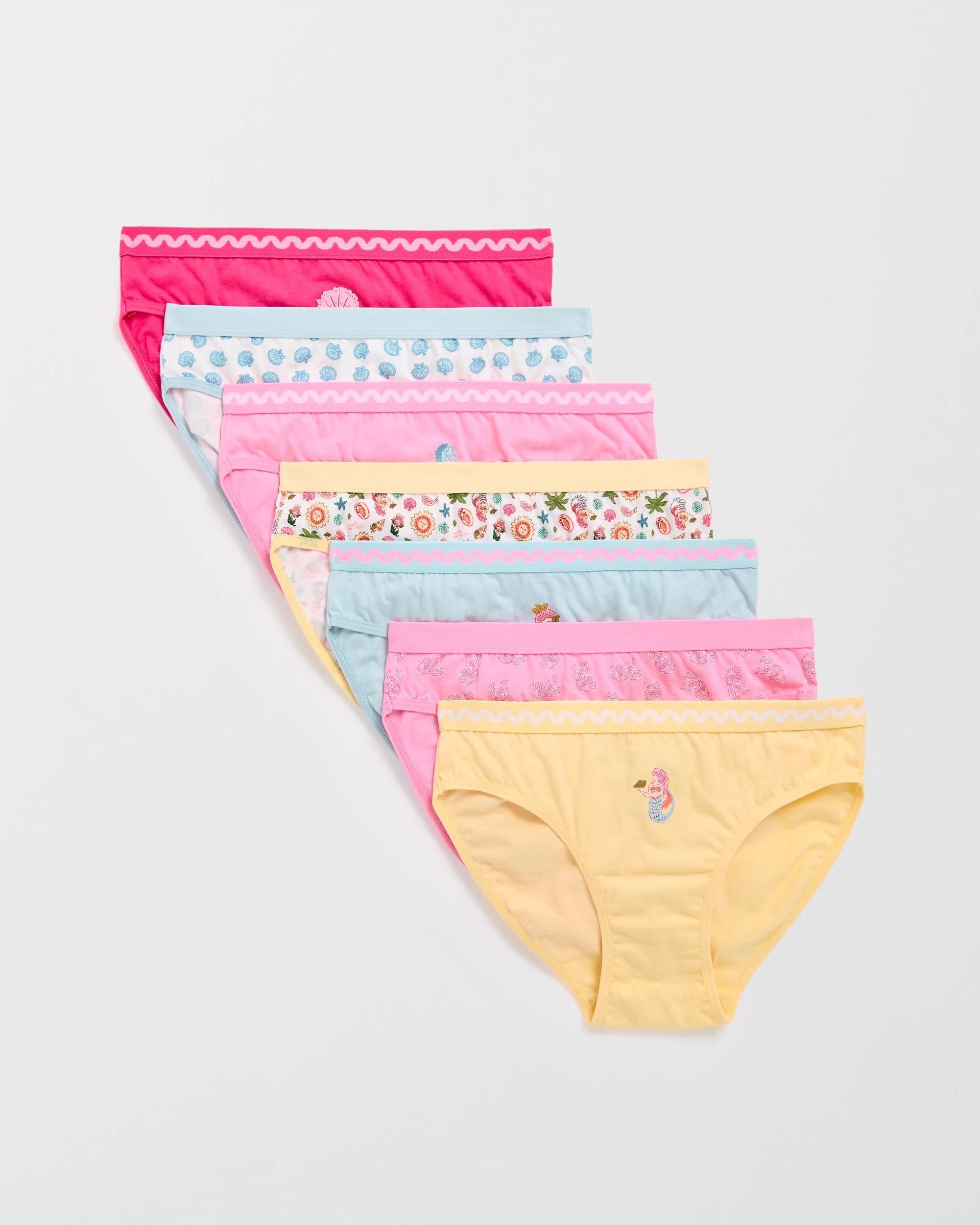 1 Maxx Australian Cotton 7 Pack Older Girls Briefs UNDER THE SEA, 1 of 2