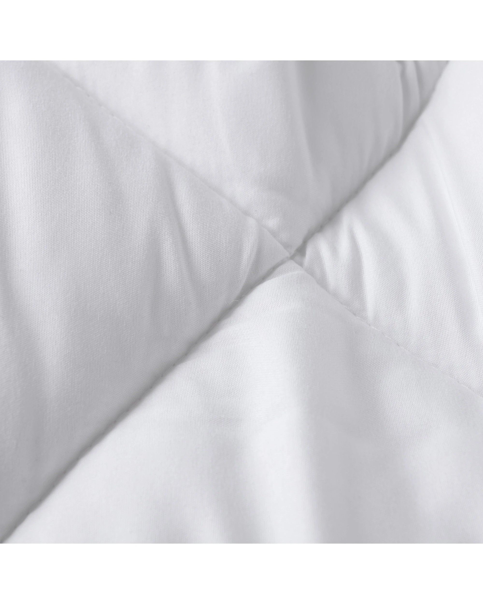 4 Sleepcare 700GSM Winterweight Microfibre Quilt - King Bed - White, 4 of 8