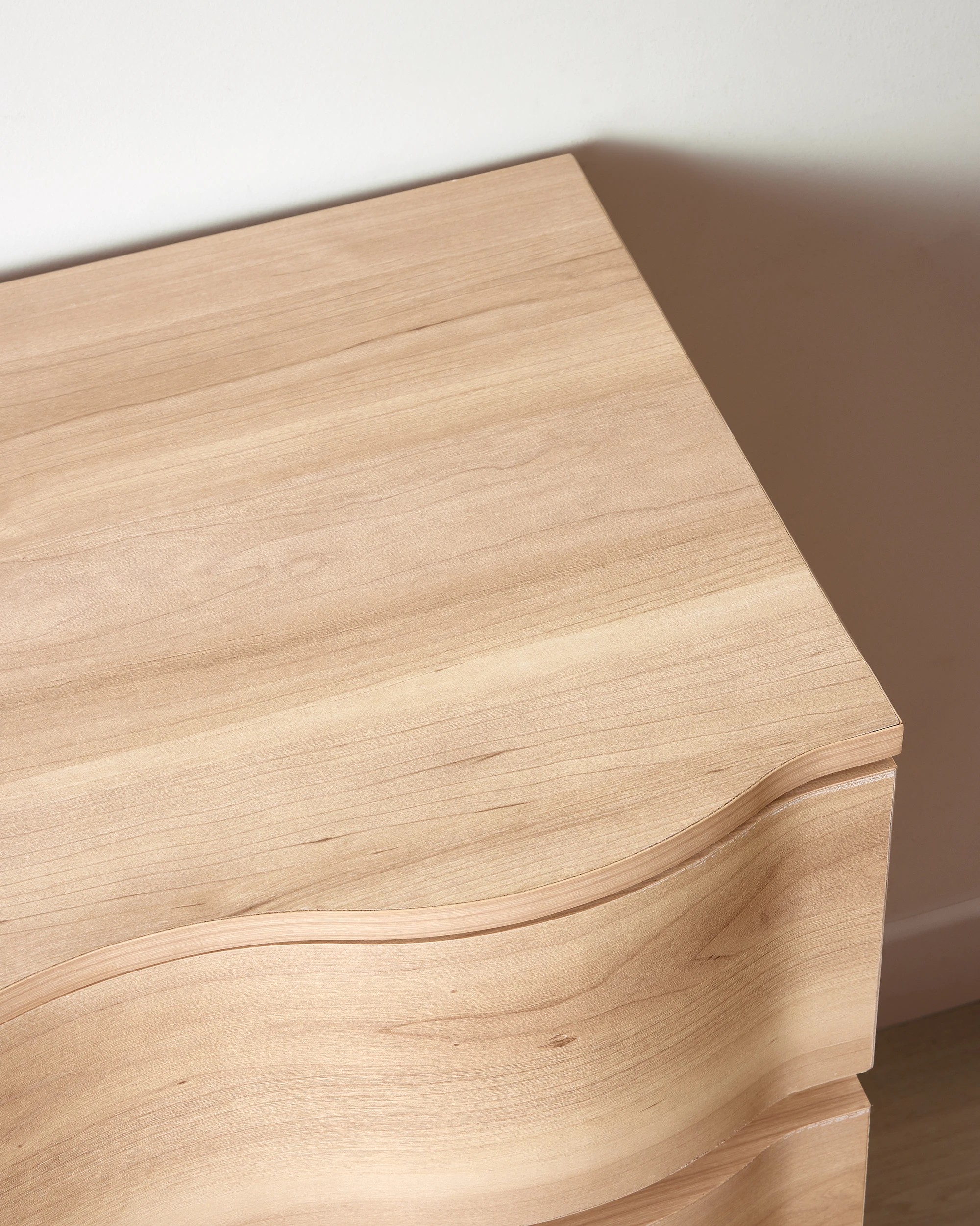 4 Ripple 3 Drawer Chest - Light Oak, 4 of 6