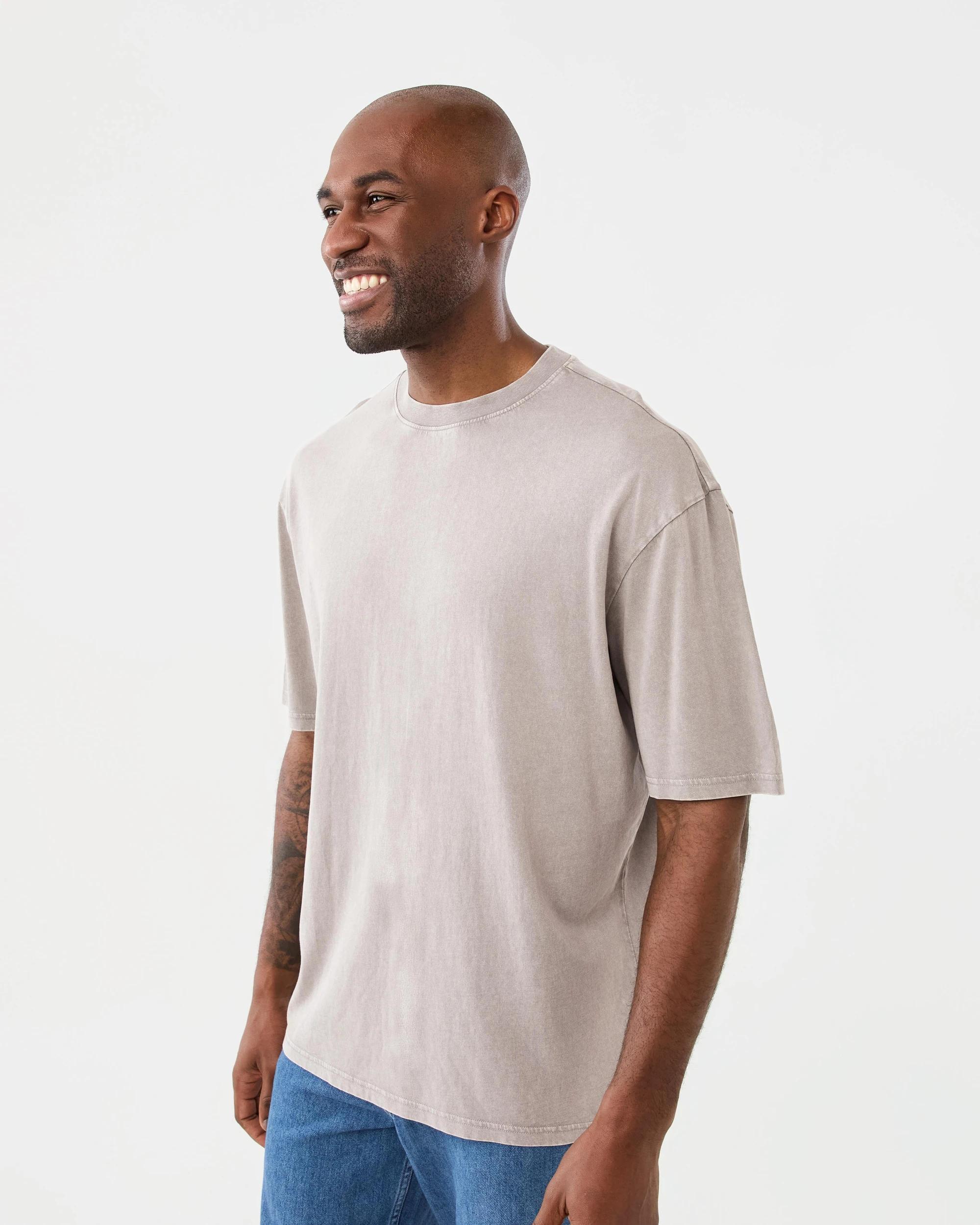 2 Oversized Acid Wash T-shirt Gry Strm, 2 of 5