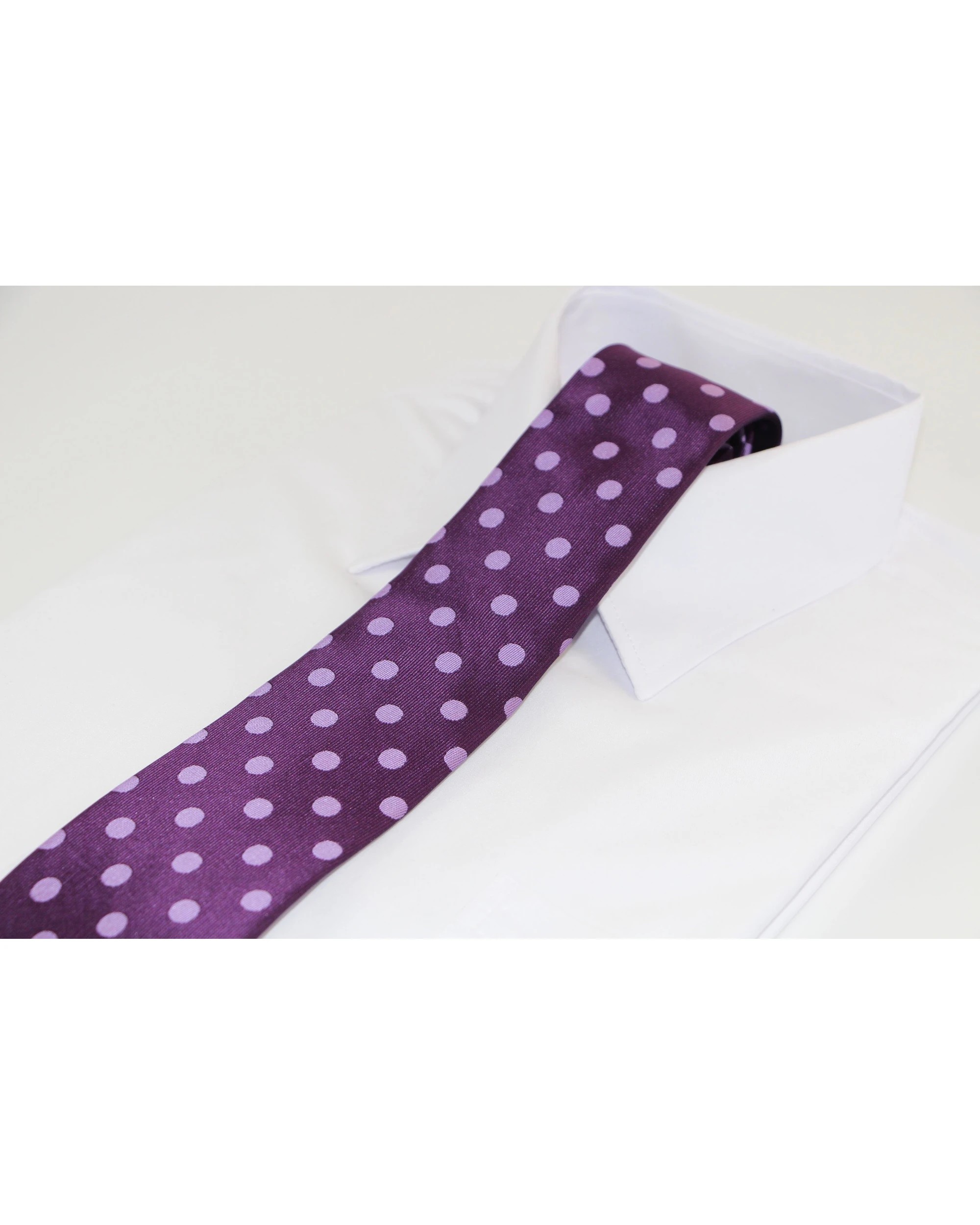 1 Zasel Mens Purple Polka Dot Patterned 8cm Neck Tie, 1 of 2