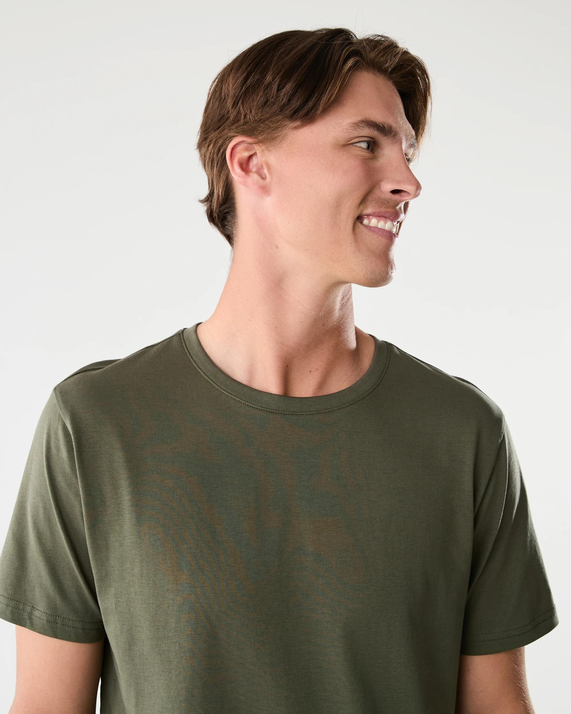 4 Australian Grown Cotton Longline T-shirt BEETLE, 4 of 6