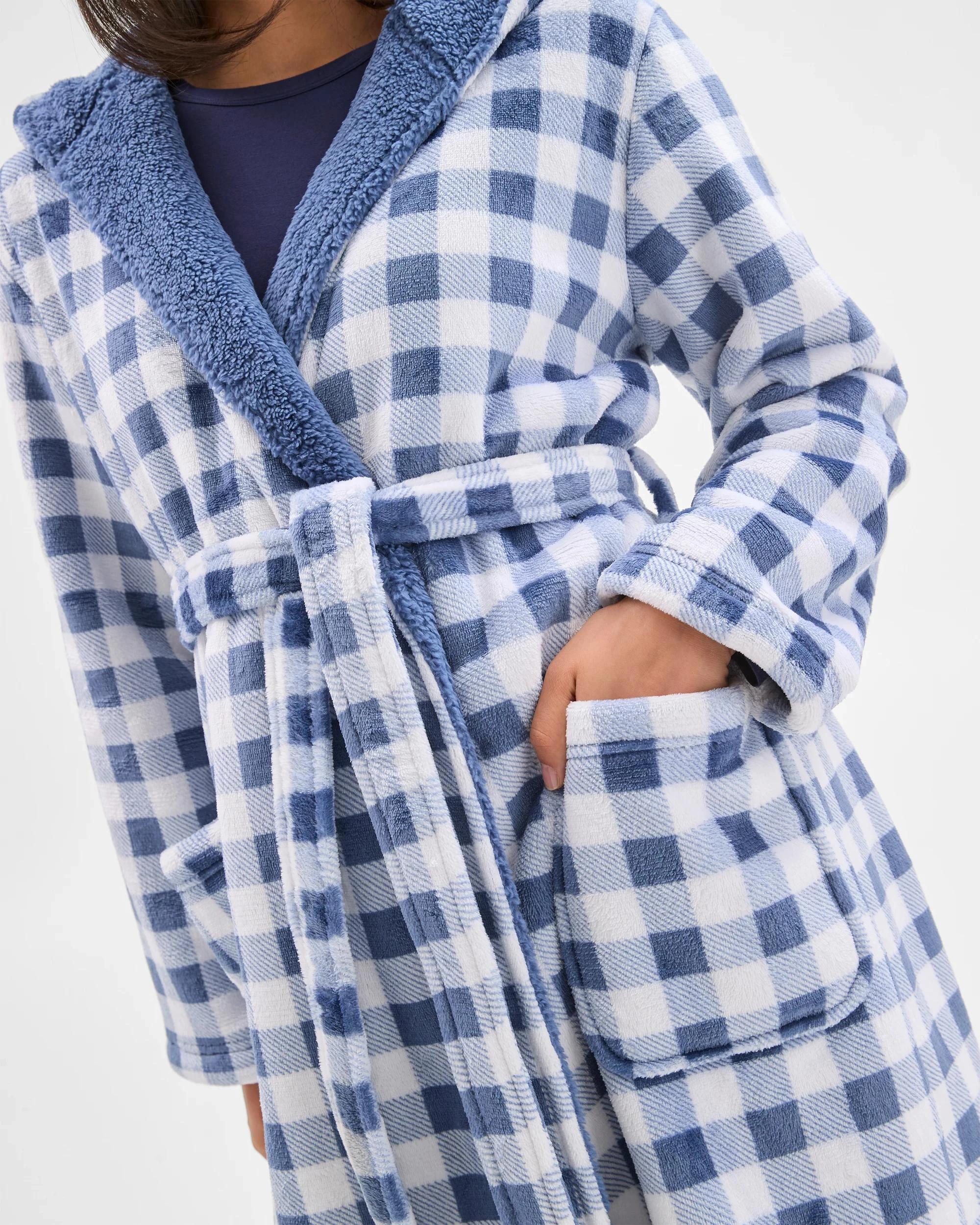 5 Target Woman Sherpa Hooded Sleep Robe CHECK BLUE, 5 of 7