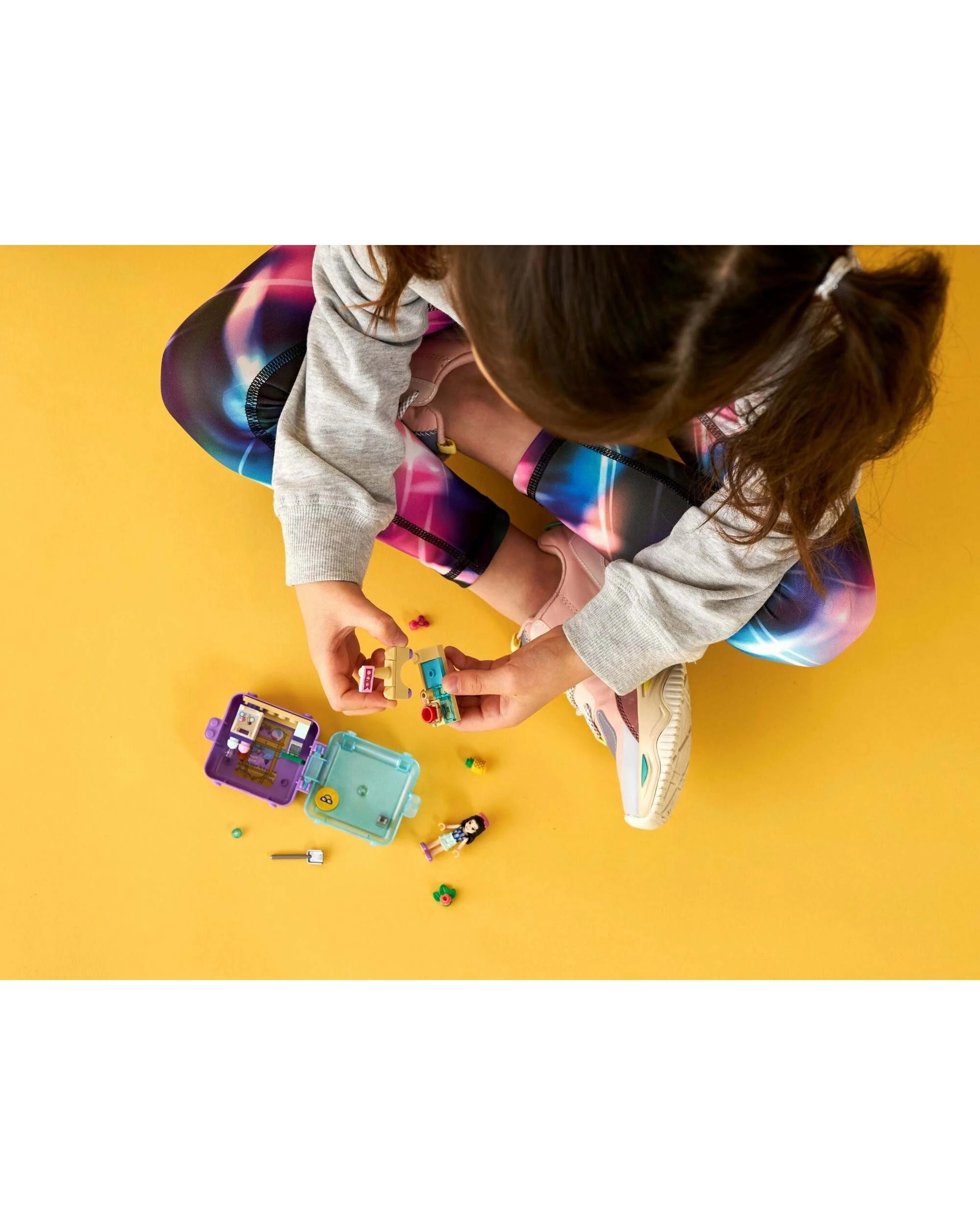 5 LEGO 41414 Emma's Summer Play Cube: Beach Fun Toy, 5 of 5