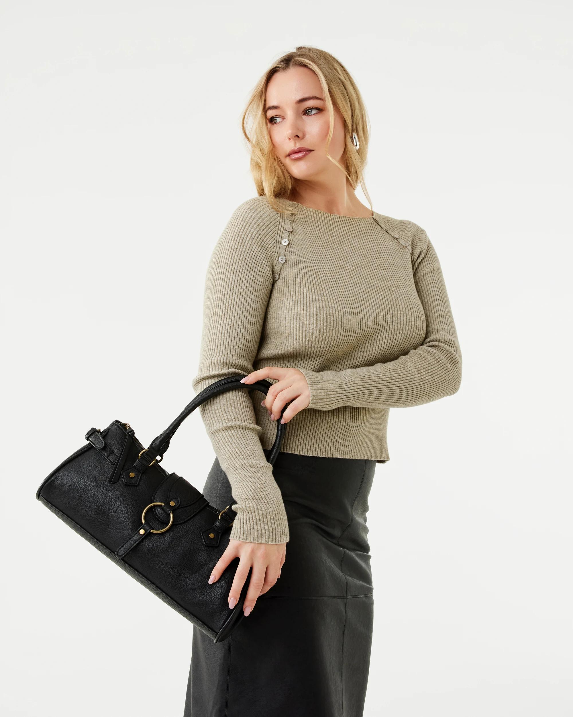 7 Buckle Shoulder Bag Black, 7 of 7