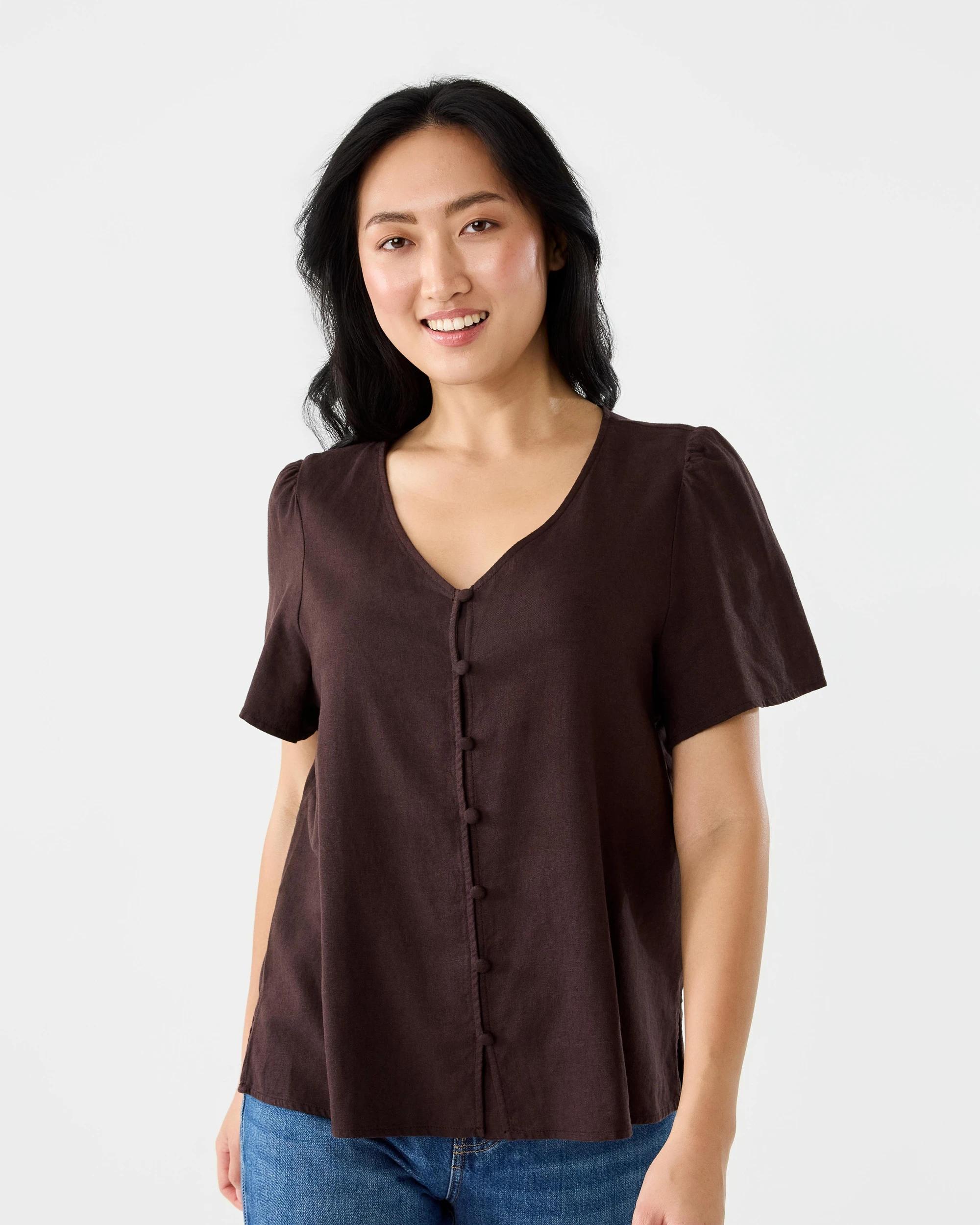 1 Short Sleeve Linen Blend Flutter Femme Top Cbean, 1 of 8