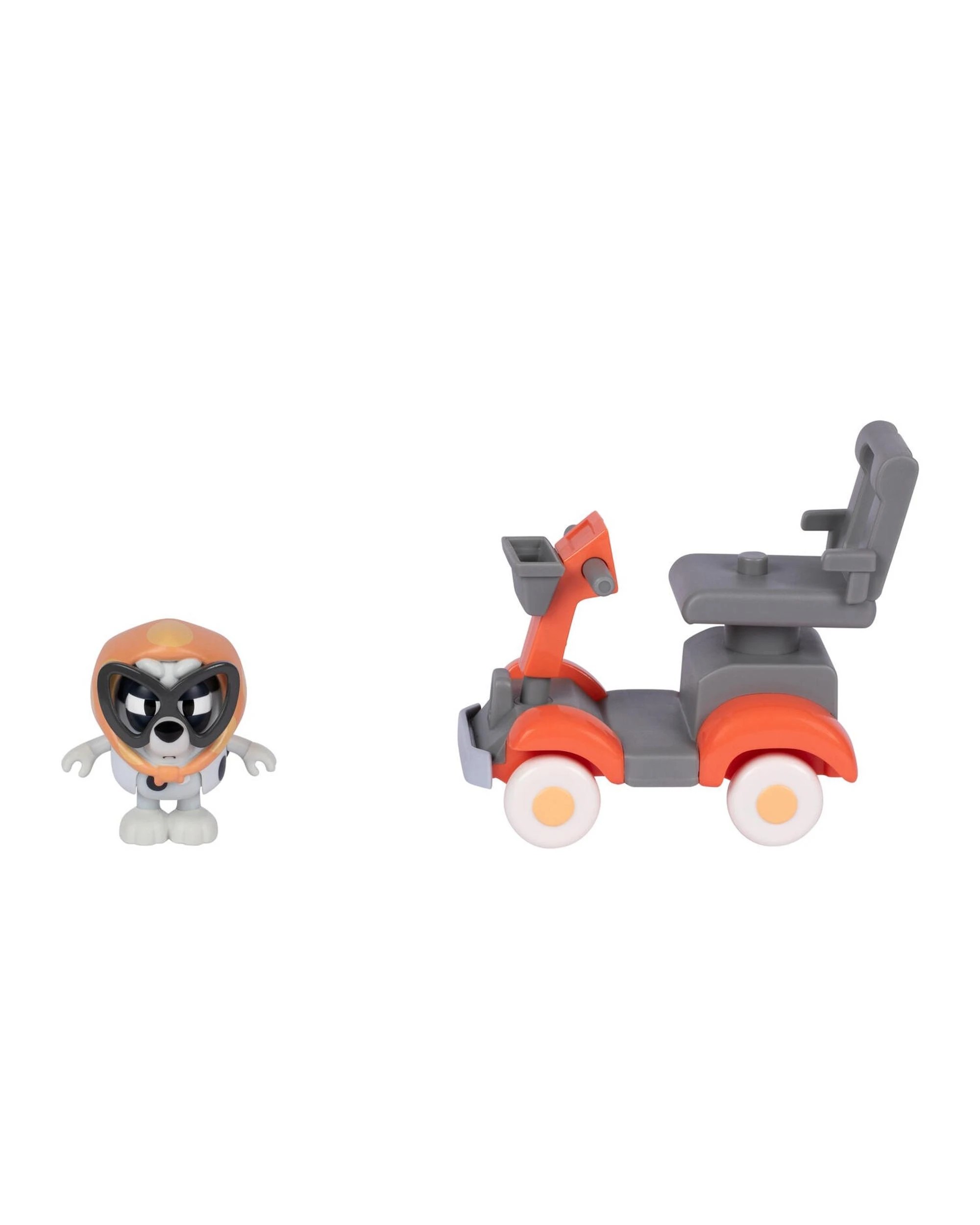 2 Bluey Series 15 Basic Vehicle Granny Mobile with Gladys Playset, 2 of 7