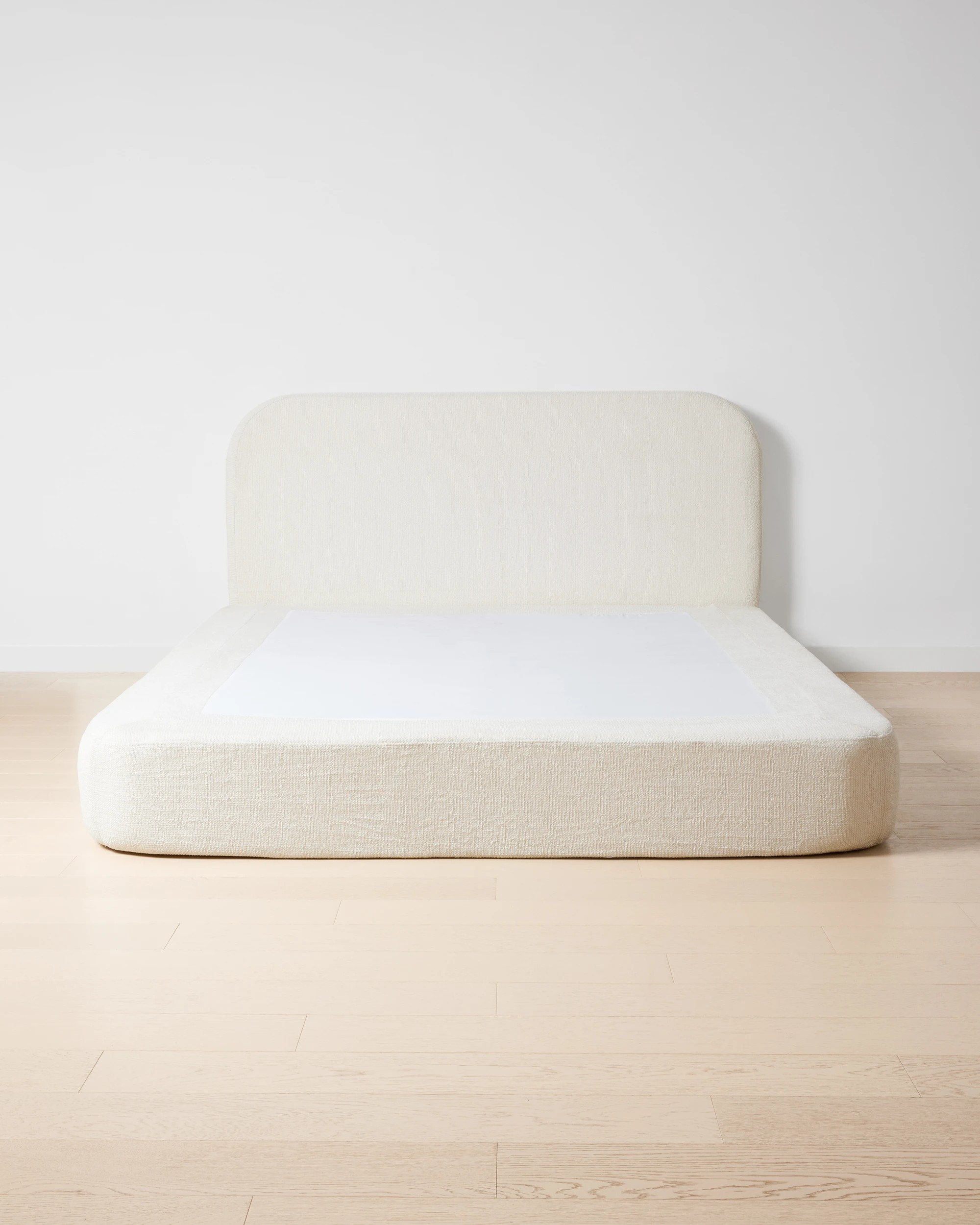 1 Arlo Upholstered Bed - Queen Bed, 1 of 6