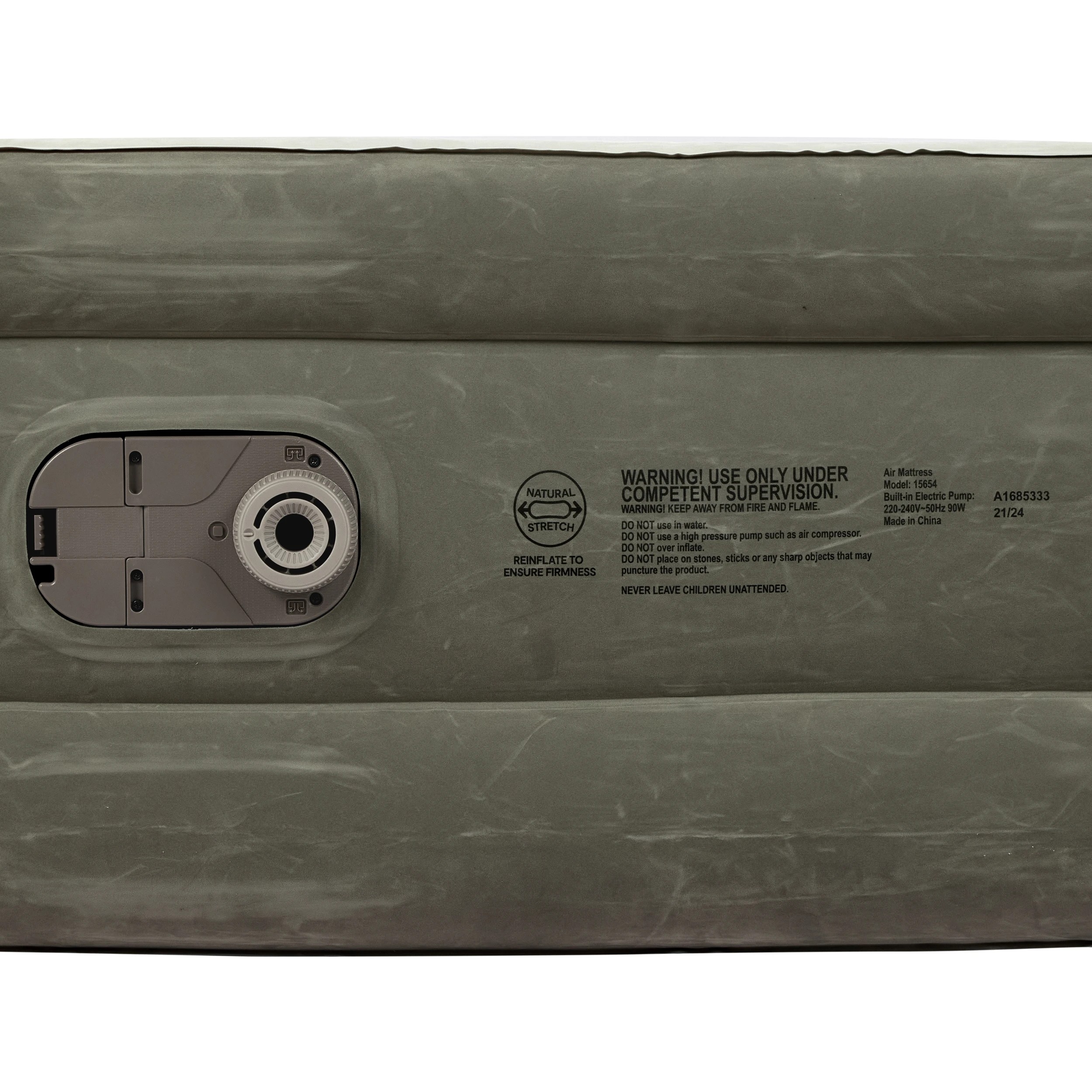 8 Air Bed with Built-In Pump - Deluxe Queen, 8 of 10