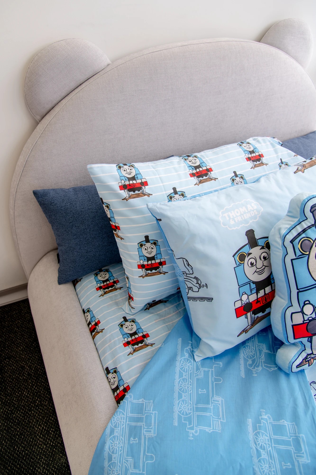 3 Thomas & Friends Fitted Sheet Set
 - Double Bed
 - Blue, 3 of 3