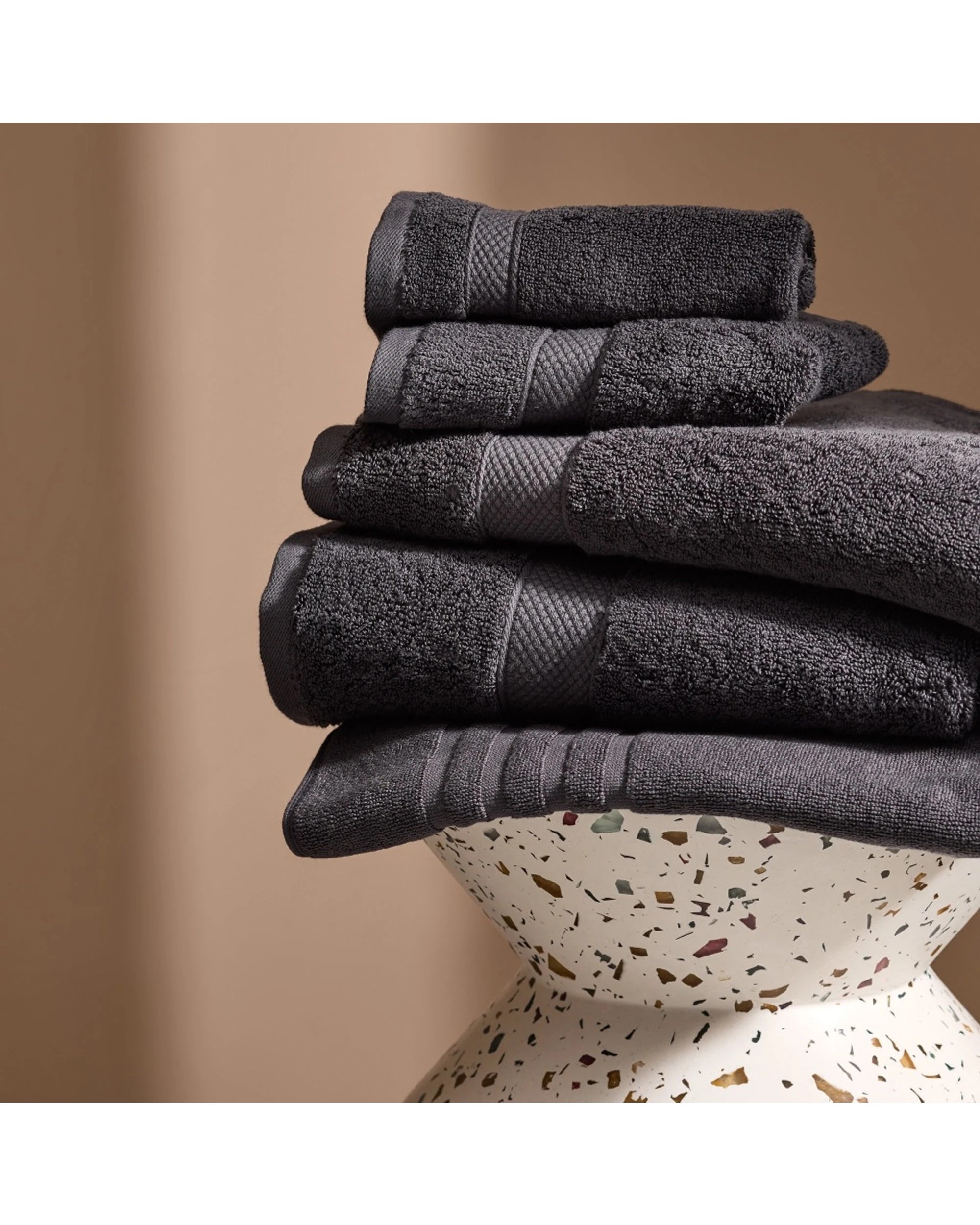 3 Bedding co Egyptian Cotton Luxury Hand Towel 700GSM Dark - Grey, 3 of 5