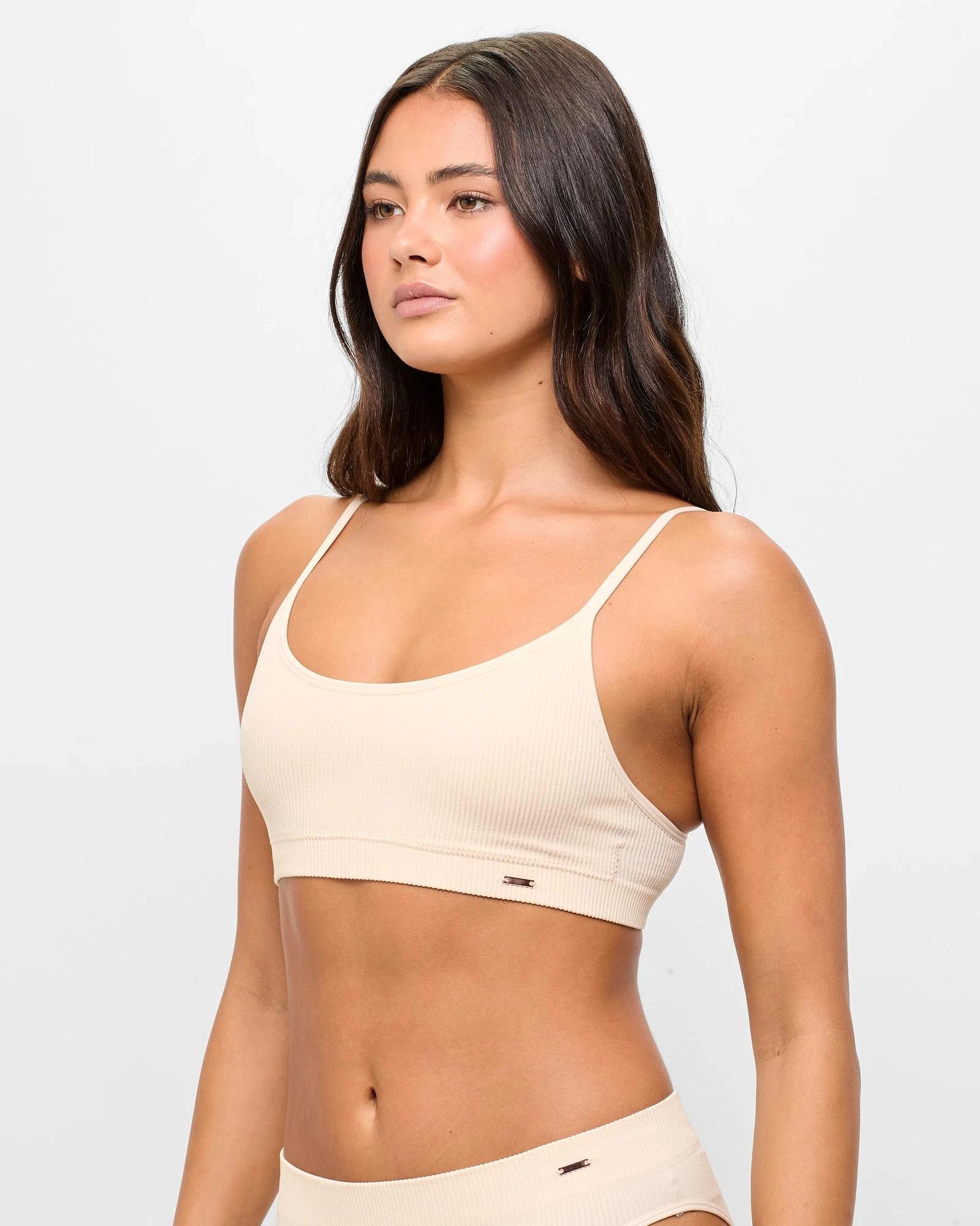 3 Lily Loves Ribbed Seamfree Strappy Crop Top SHELL, 3 of 4