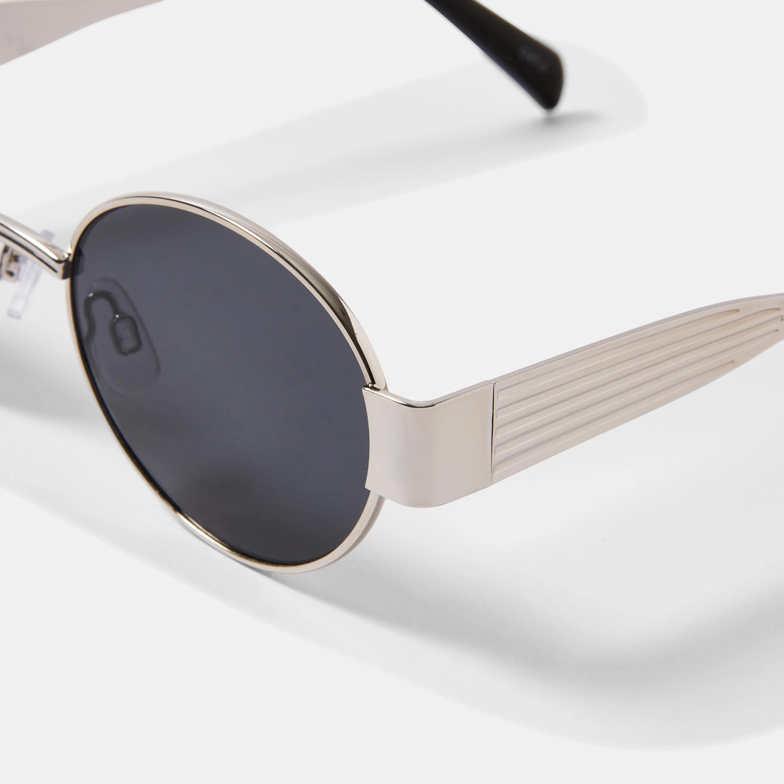 3 Oval Metal Sunglasses Silver, 3 of 6